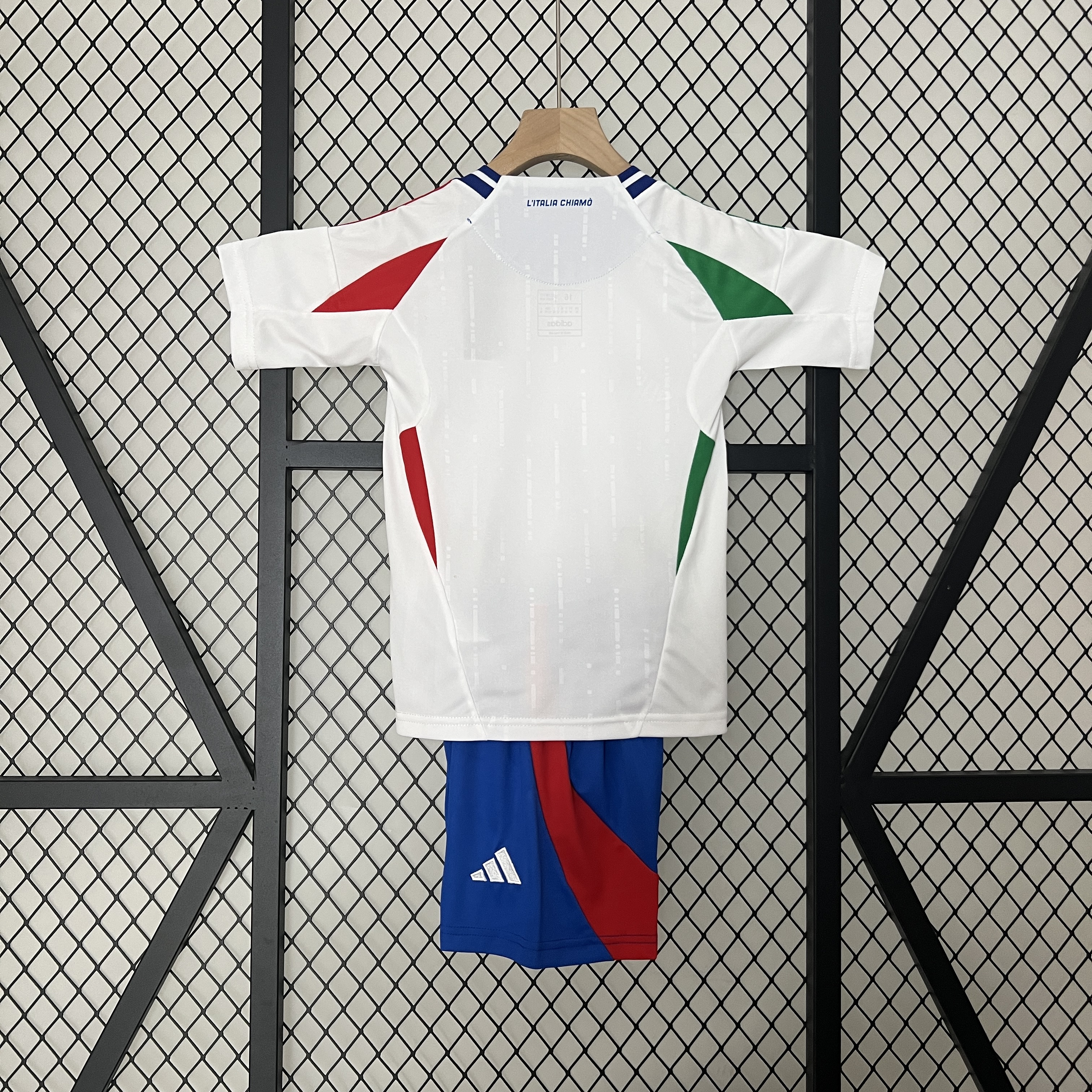 Italy 2024 Away Stadium Kids Kit - SOCCERDEALSHOP