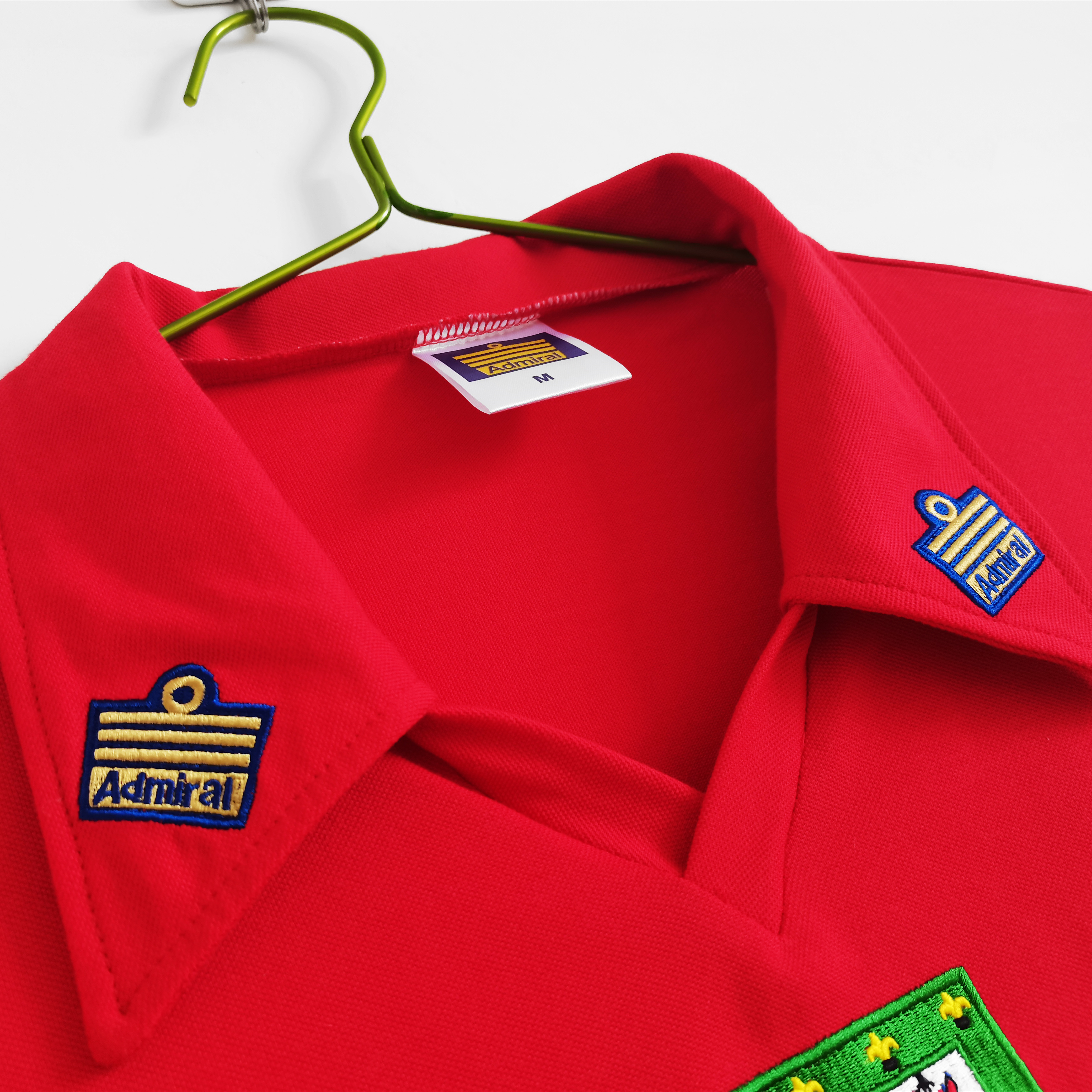 Retro Wales 1976 Home Stadium Jersey - SOCCERDEALSHOP