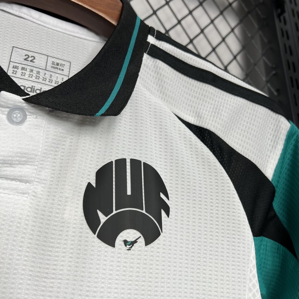 Newcastle United 24-25 Third Kids Kit - SOCCERDEALSHOP