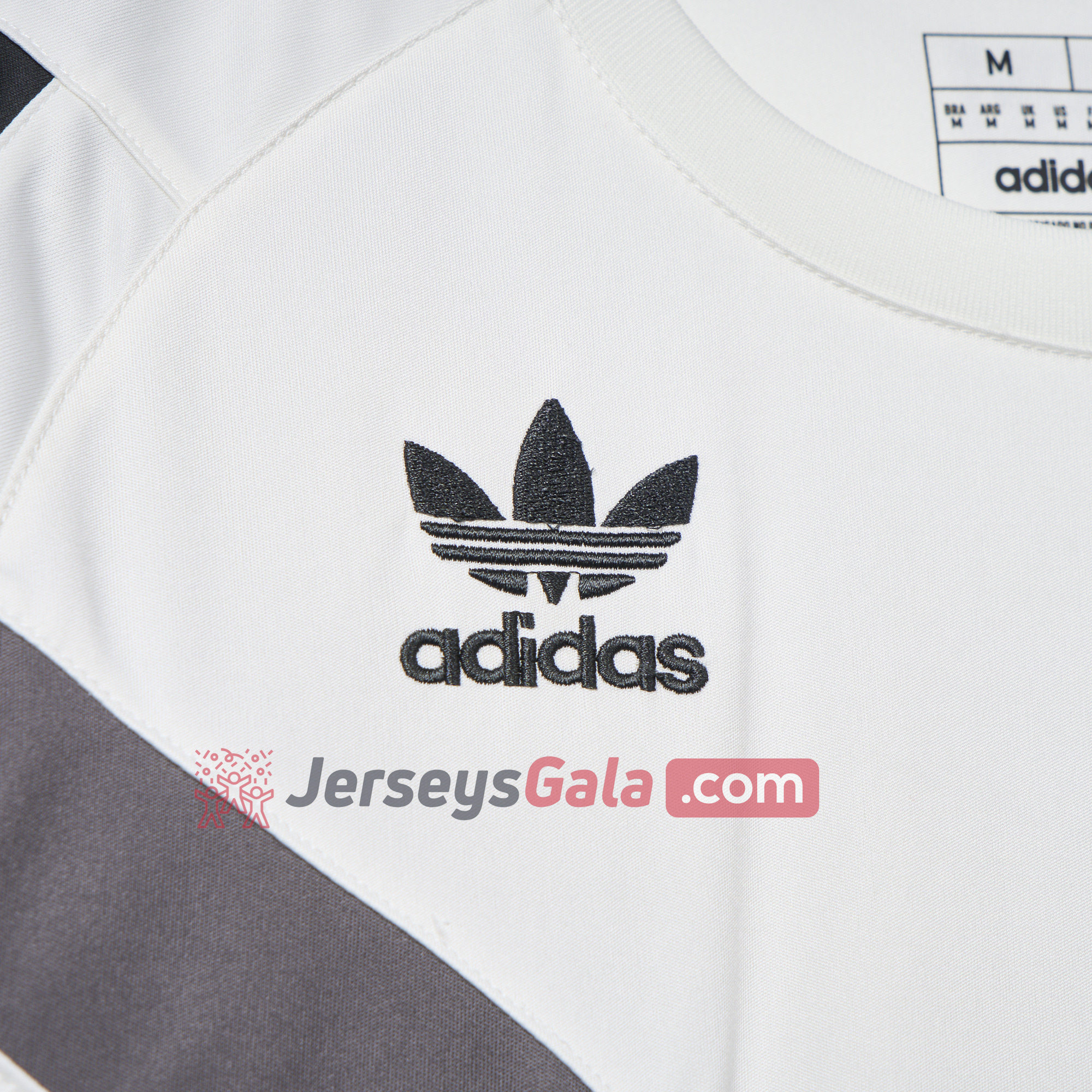 Real Madrid 24-25 Throwback Originals T-Shirt - White - SOCCERDEALSHOP