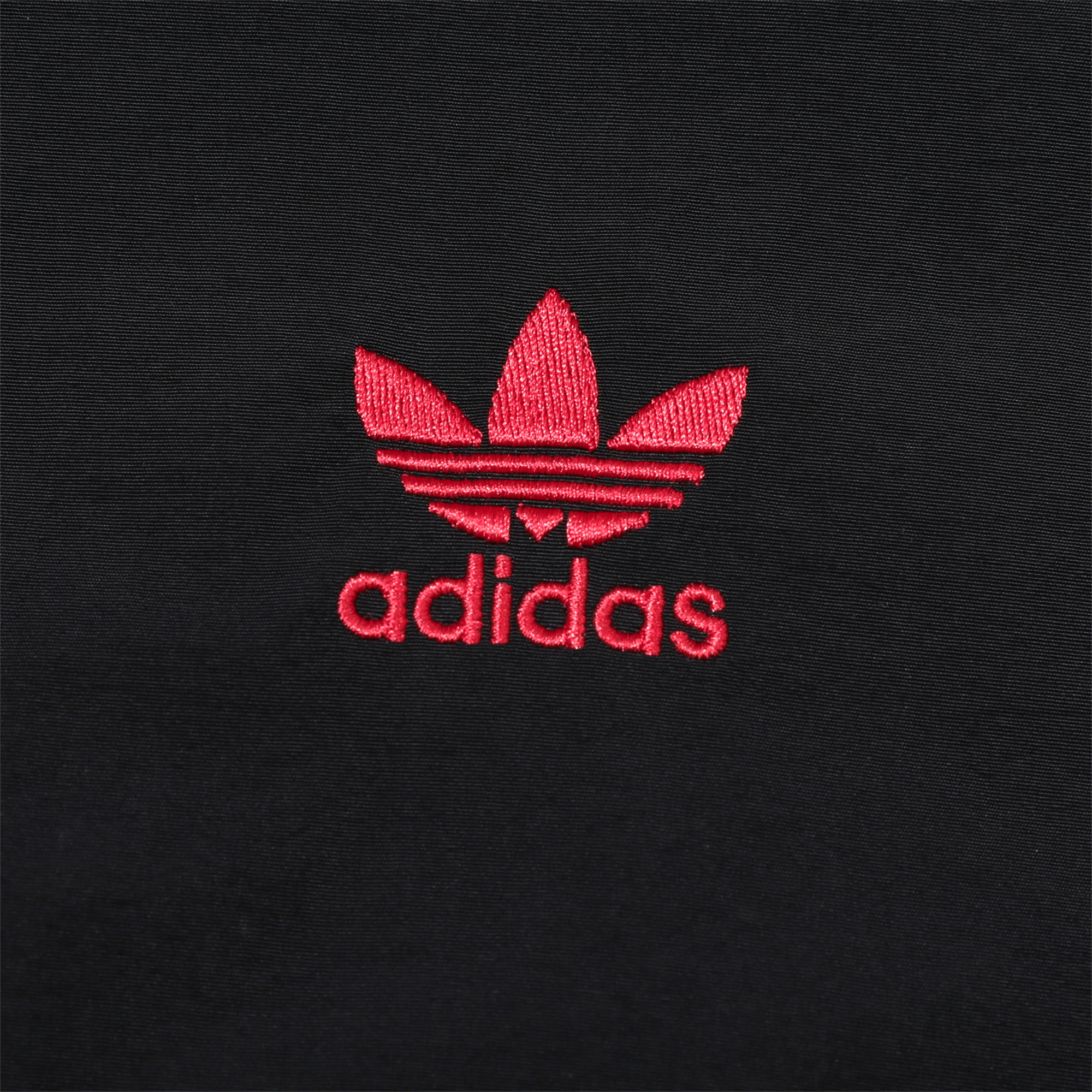 Manchester United 24-25 Black Throwback Windbreaker Suit - Jackets & Pants - SOCCERDEALSHOP