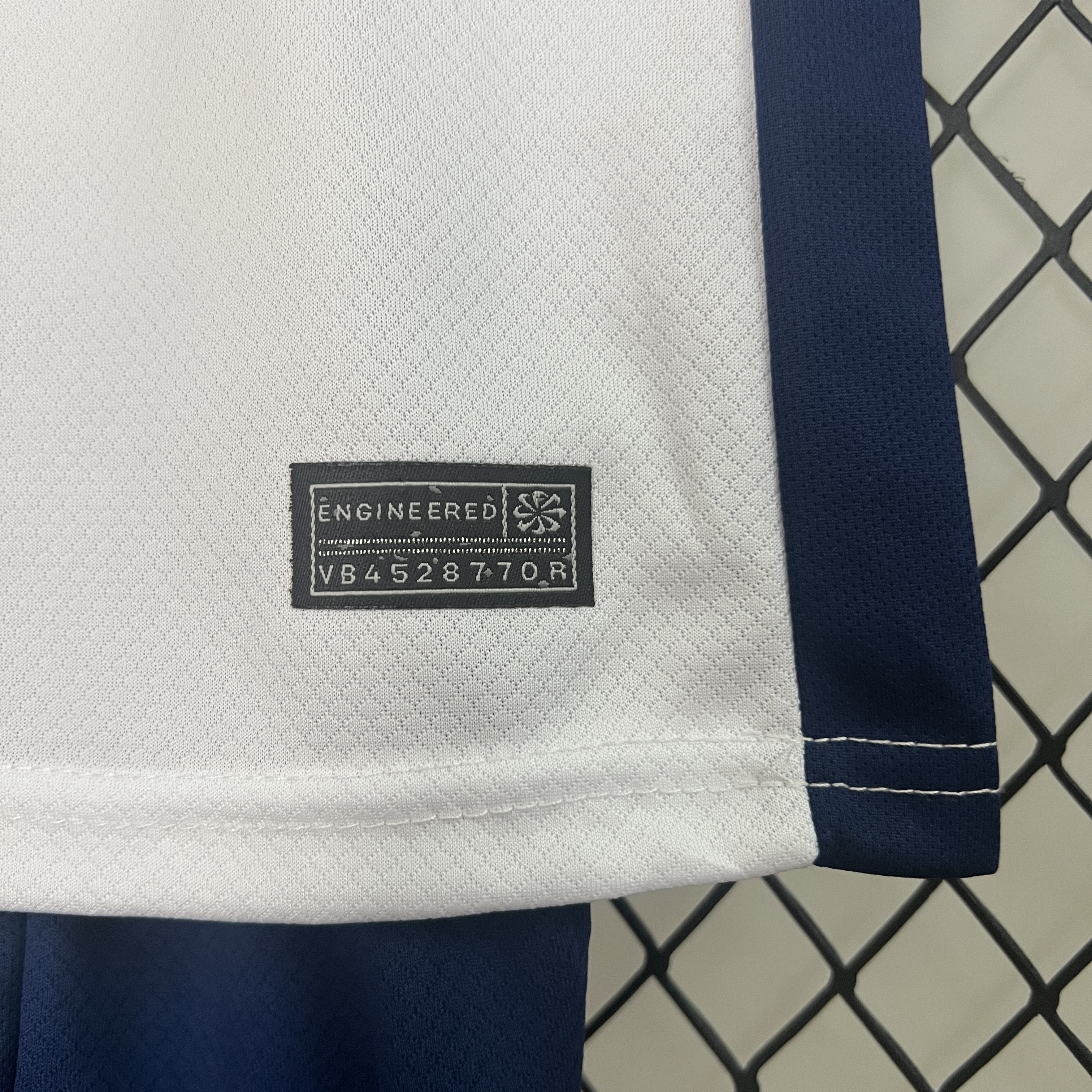 Tottenham Hotspur 24-25 Home Stadium Kids Kit - SOCCERDEALSHOP