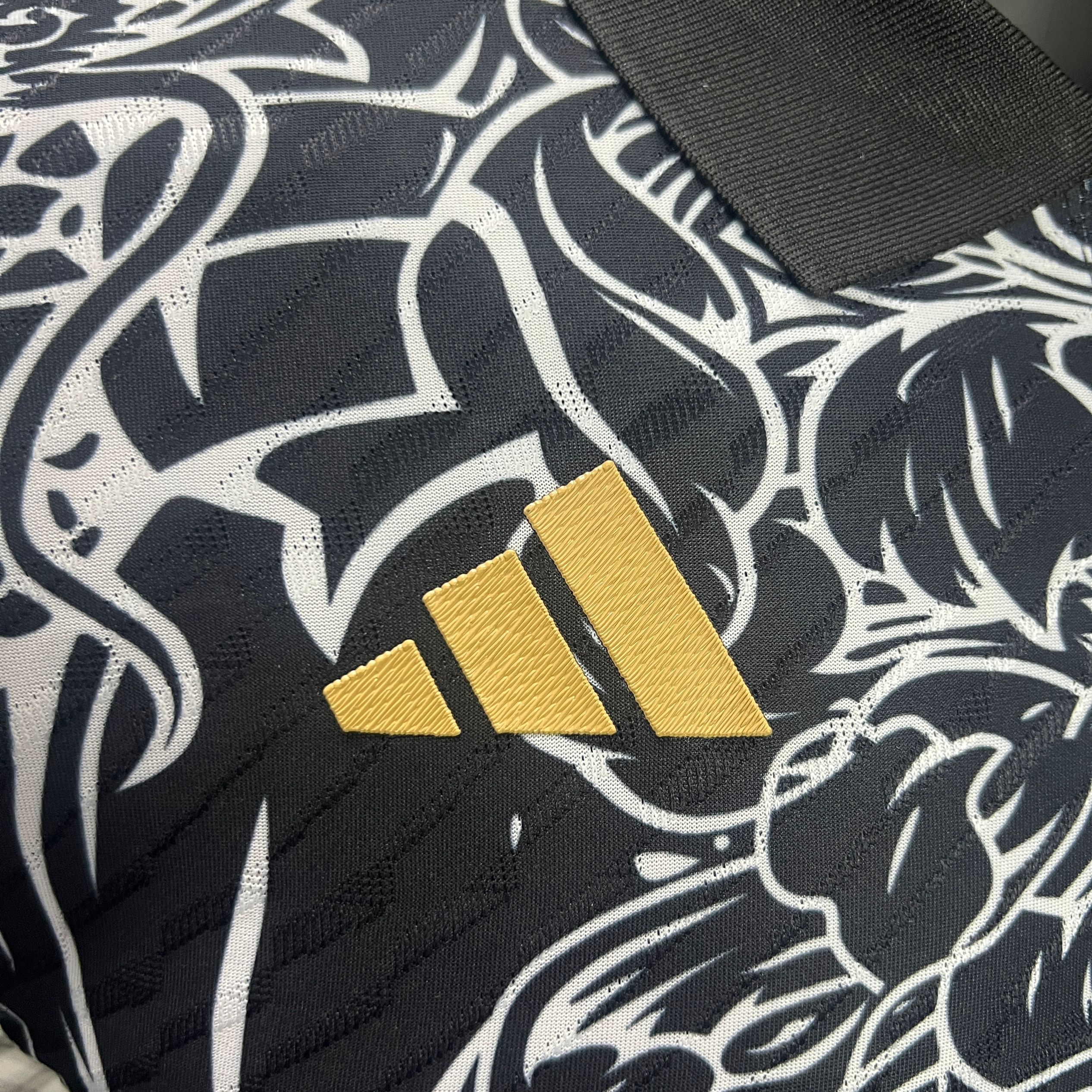 Real Madrid 24-25 White Dragon Special Edition Black Jersey - Player Version - SOCCERDEALSHOP