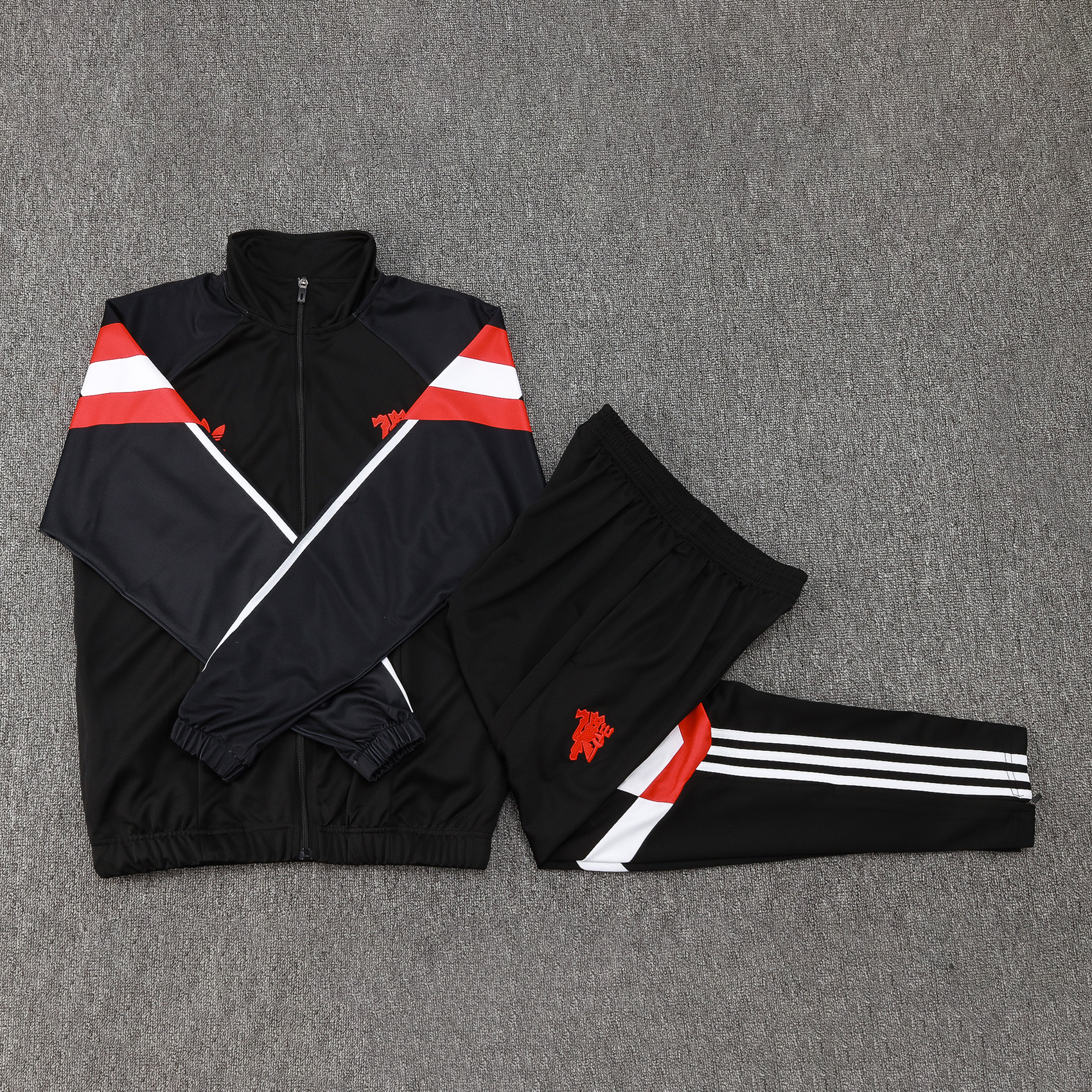 Manchester United 24-25 Originals LFSTLR Jacket Training Tracksuit - Black - SOCCERDEALSHOP