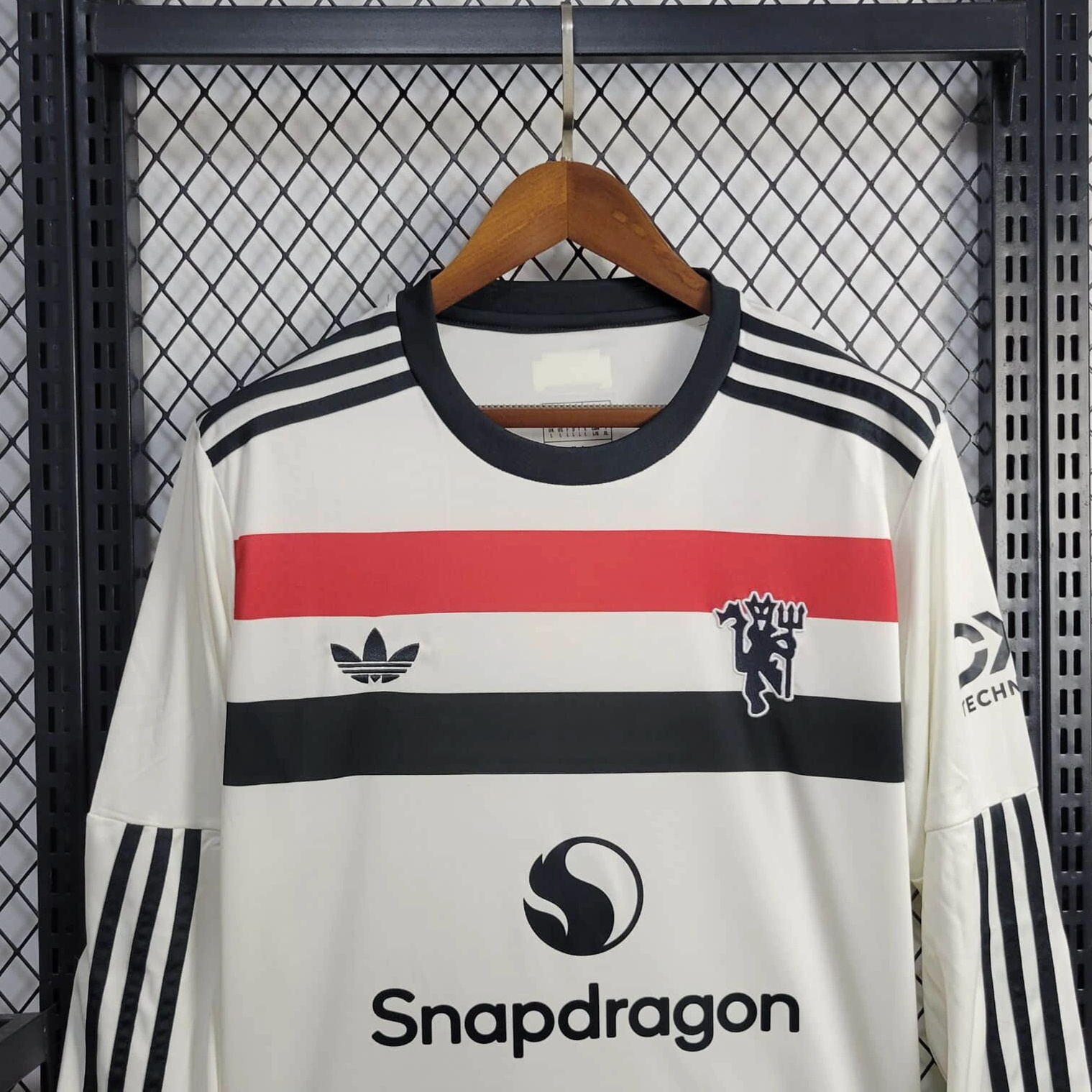 Manchester United 24-25 Third Long Sleeve Jersey - Fans Version - SOCCERDEALSHOP