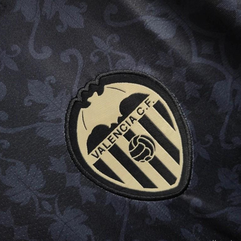 Valencia 24-25 Black Away Jersey - Fans Version - SOCCERDEALSHOP