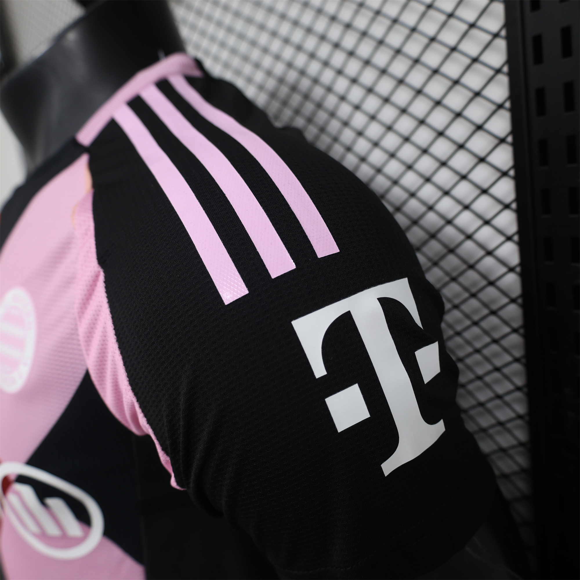 Bayern Munich 24-25 LeGer Special Pink October Jersey - Player Version - SOCCERDEALSHOP