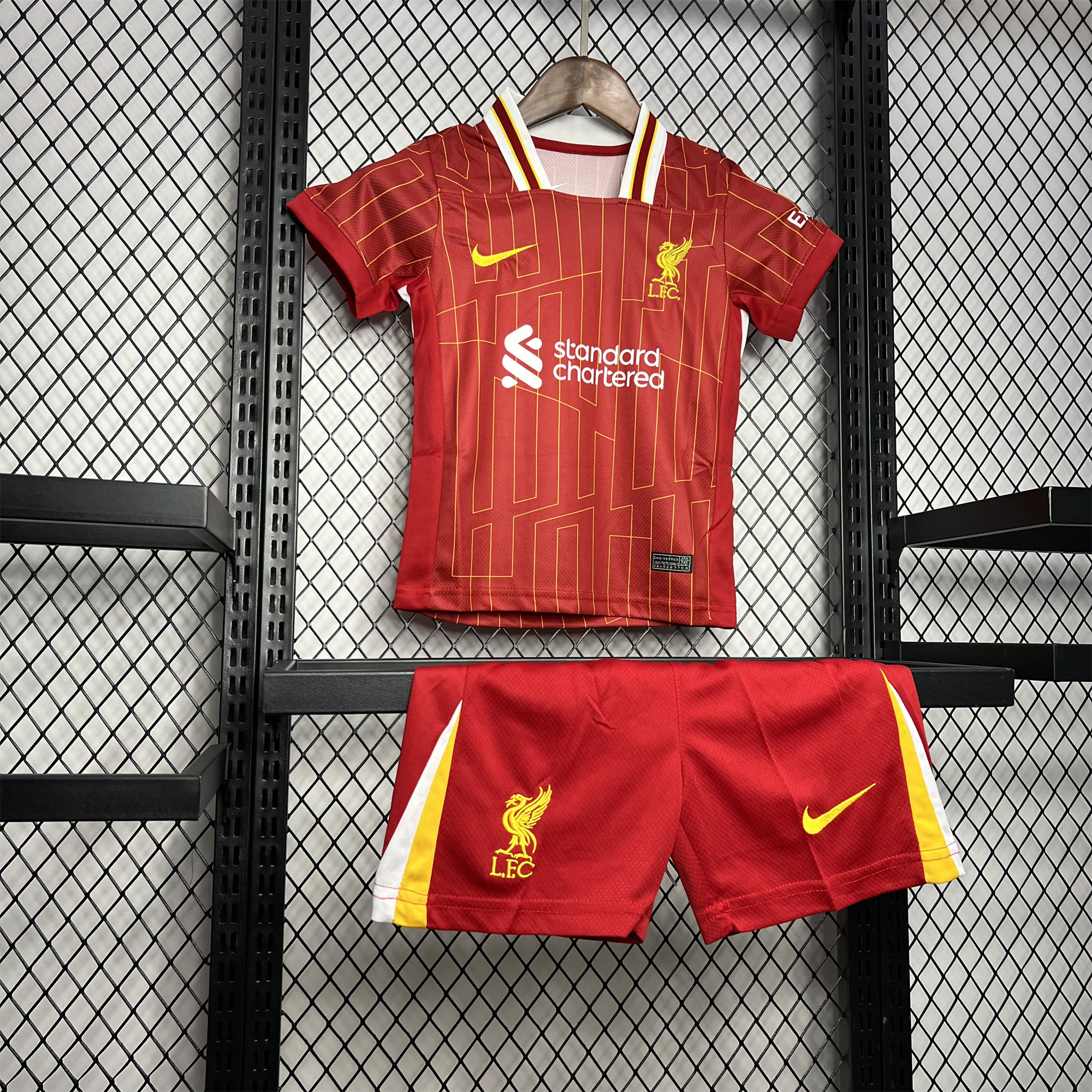 Liver.pool 24-25 Home Stadium Kids Kit - SOCCERDEALSHOP