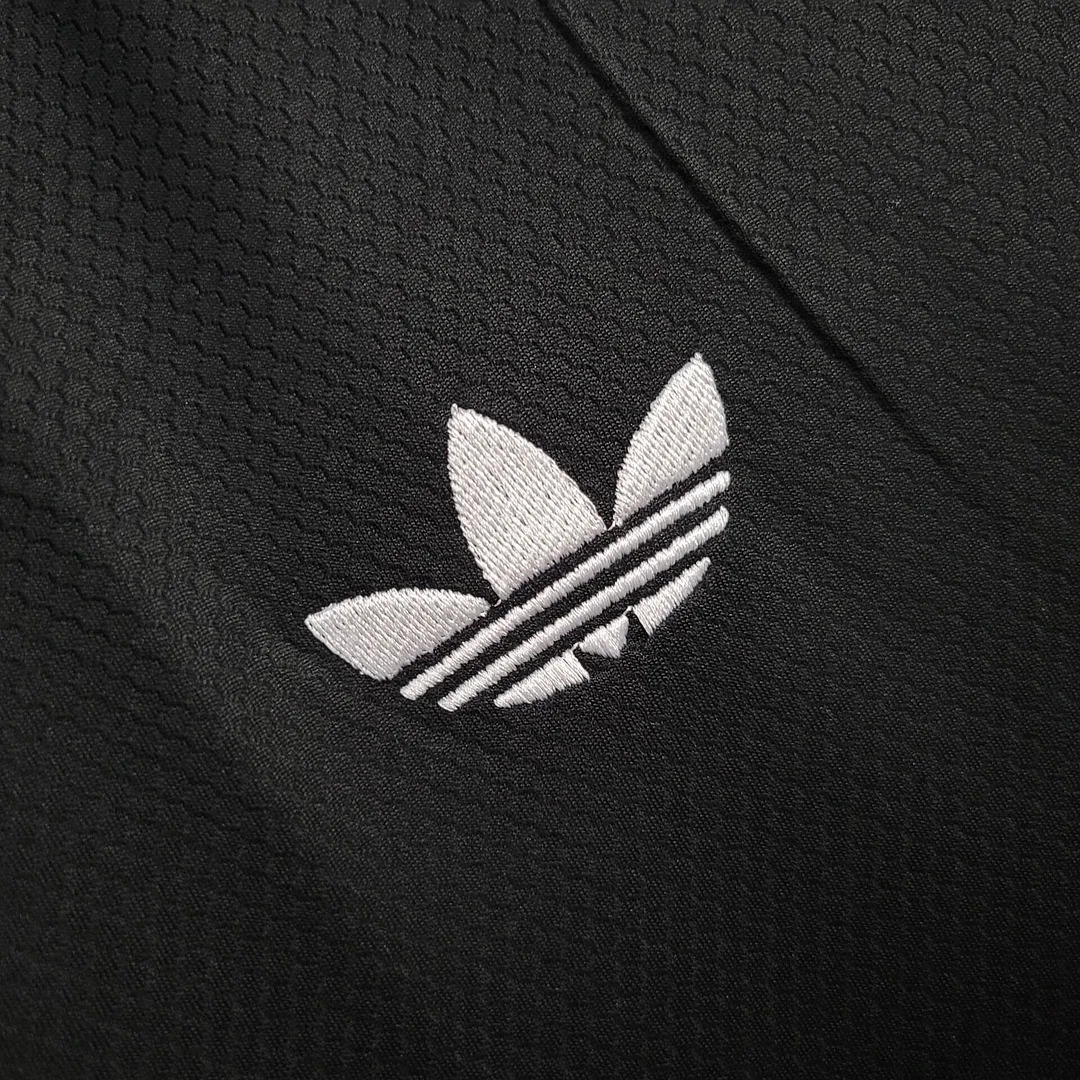 Ajax 24-25 Third Goalkeeper Black Jersey - Fans Version - SOCCERDEALSHOP