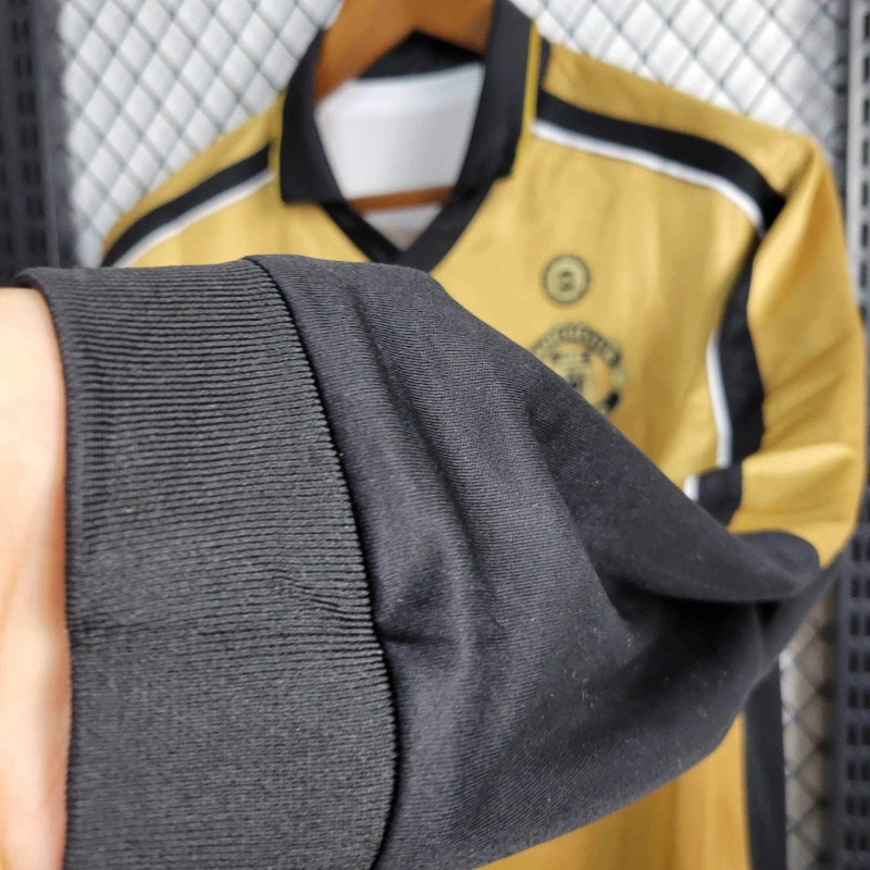 Manchester United Retro 01-02 100th Anniversary Long Sleeve Special Edition Jersey - SOCCERDEALSHOP