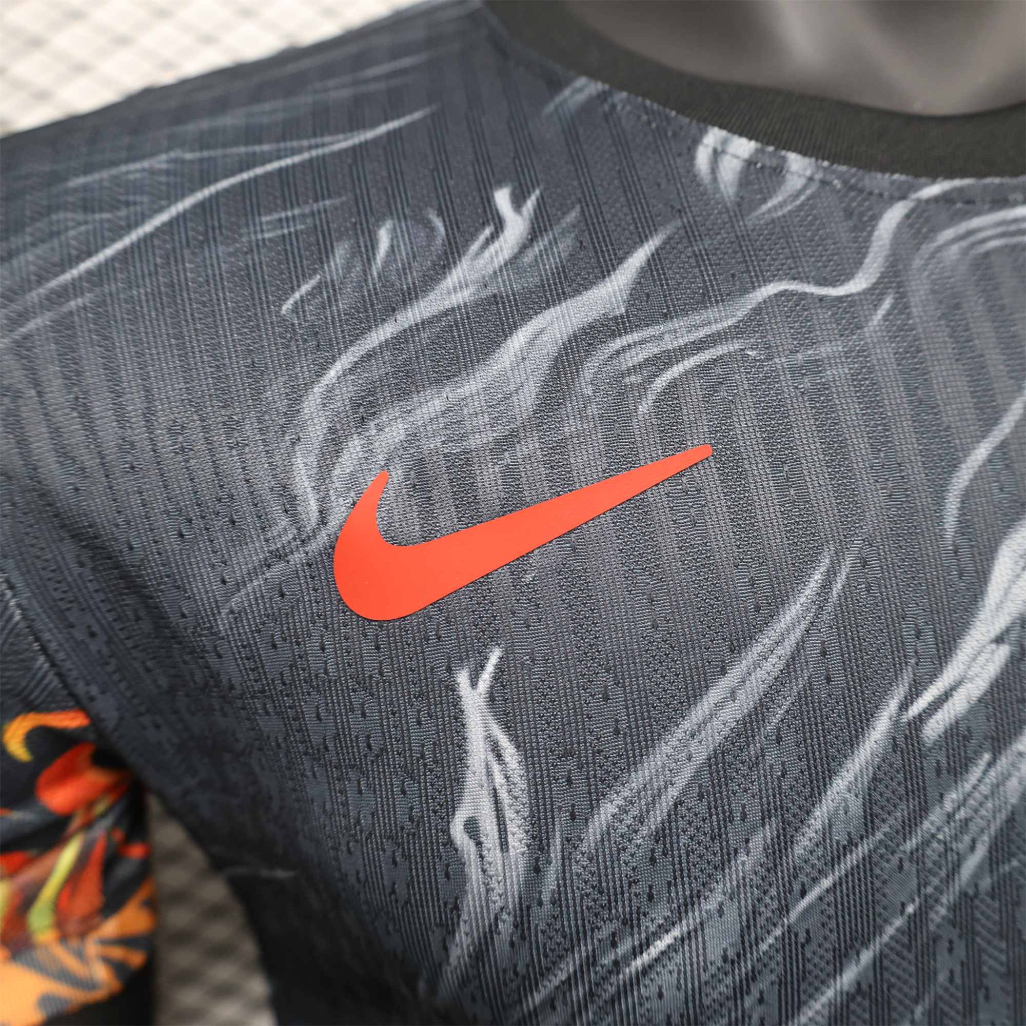 Liver.pool 24-25 Red and Black Phoenix Jersey - Player Version - SOCCERDEALSHOP