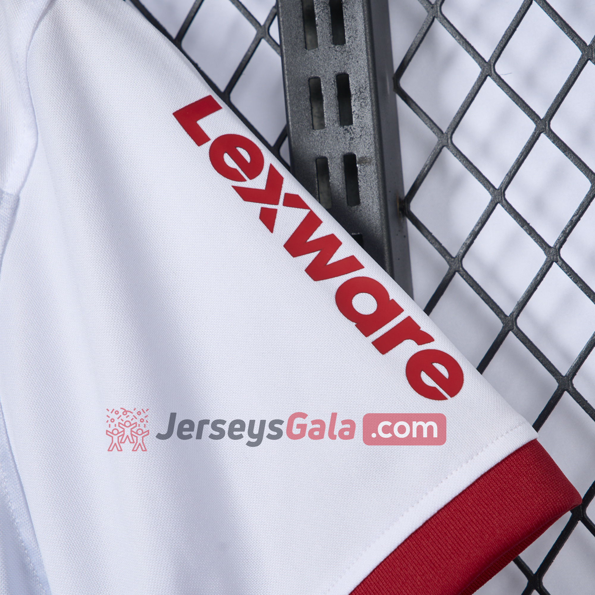 SC Freiburg 24-25 Away Jersey - Fans Version - SOCCERDEALSHOP