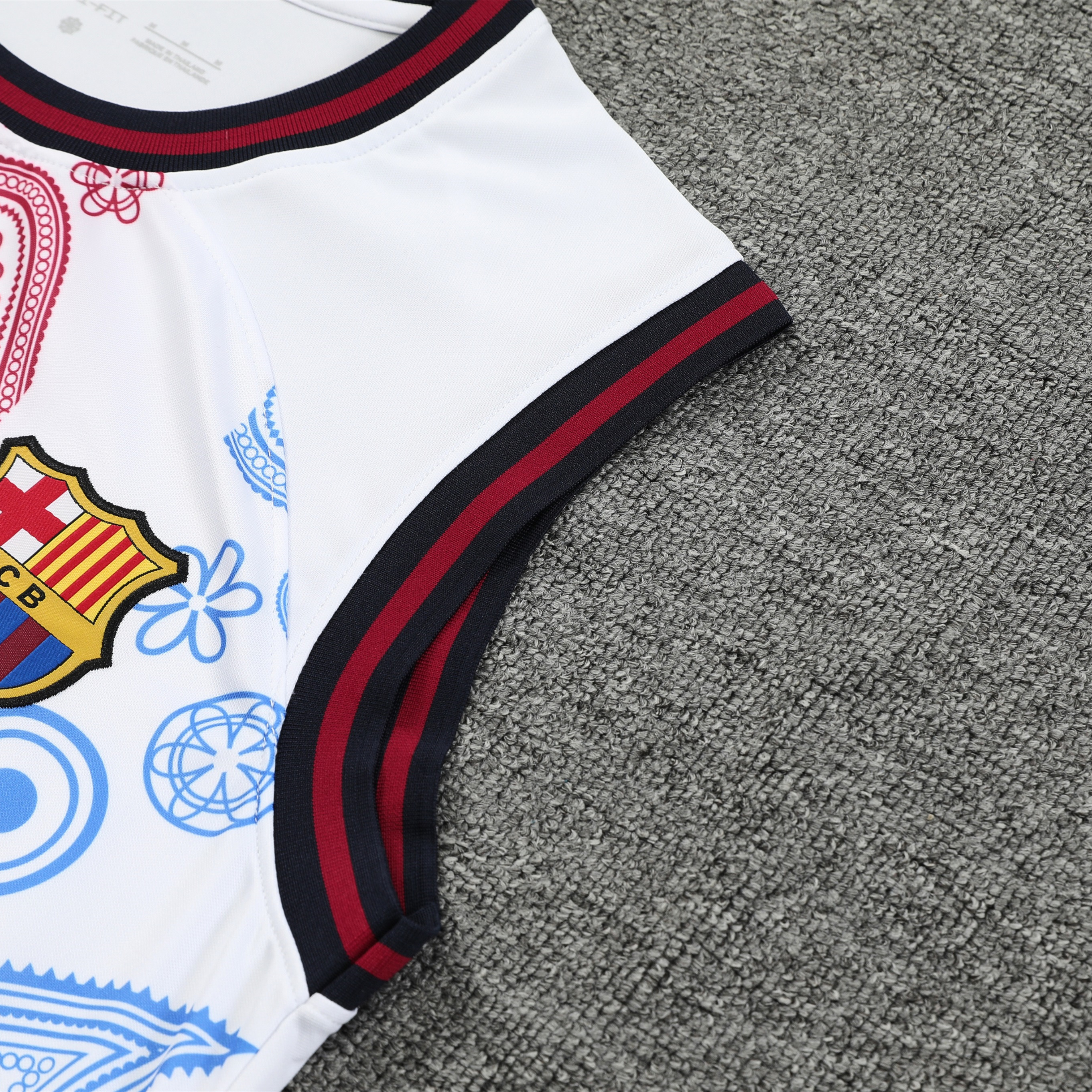 B.A.R.S.A 24-25 Training Vest Suit - White with Pattern - SOCCERDEALSHOP