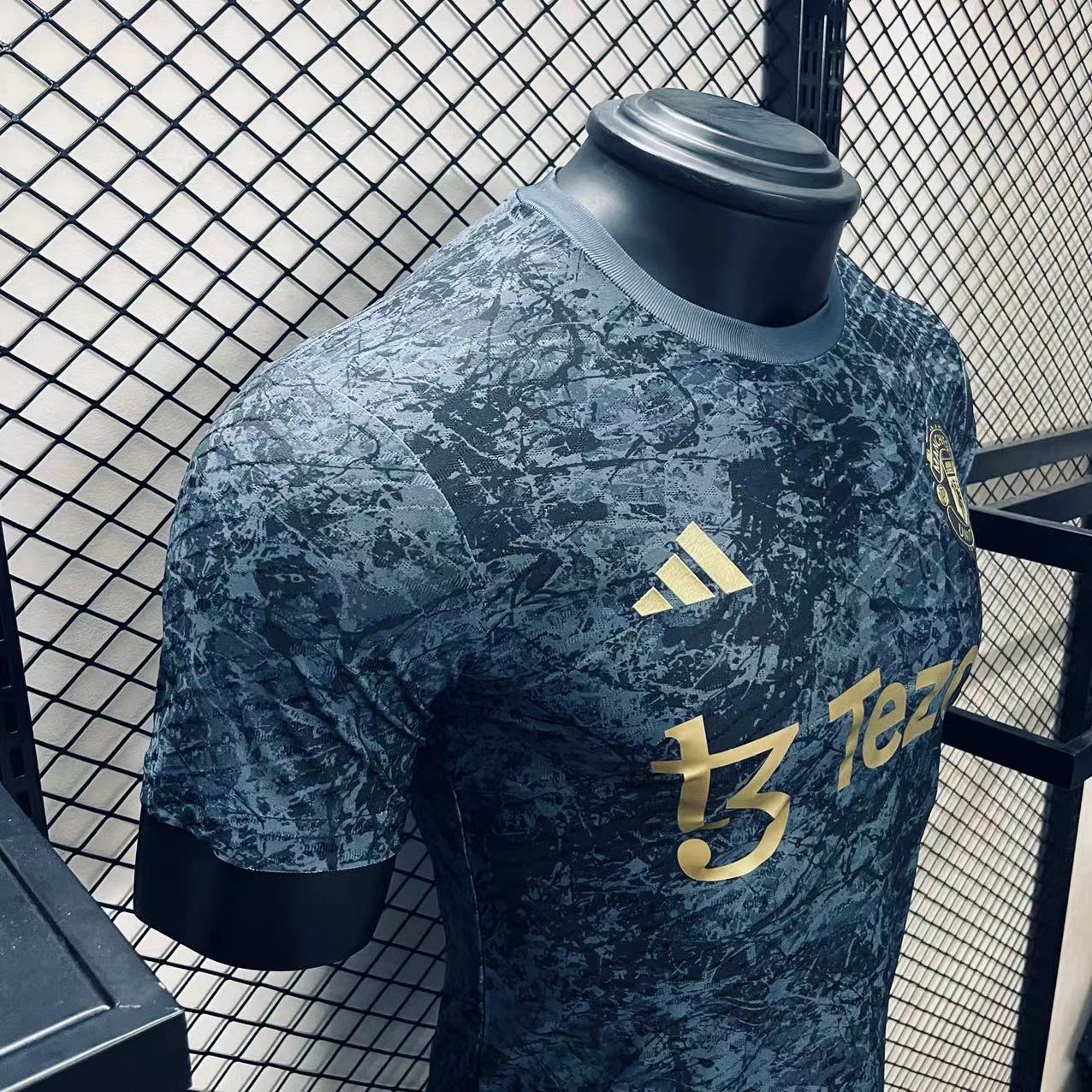 Manchester United 24-25 Blue Special Edition Jersey - Player Version - SOCCERDEALSHOP