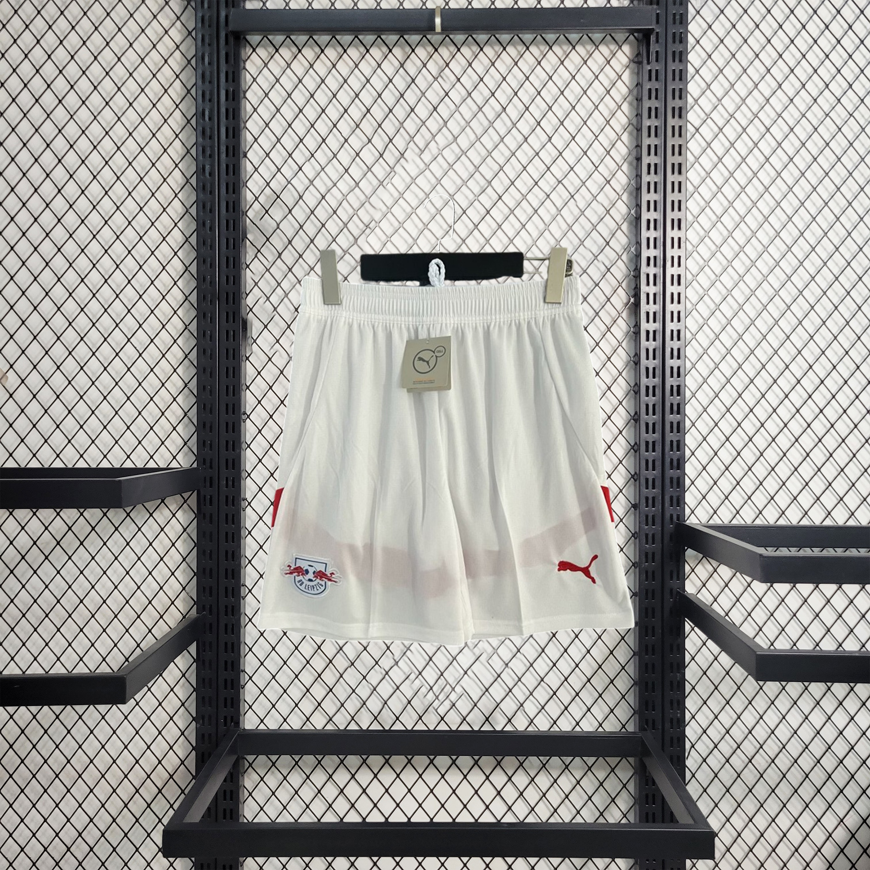 RB Leipzig 24-25 Home Shorts - Fans Version - SOCCERDEALSHOP