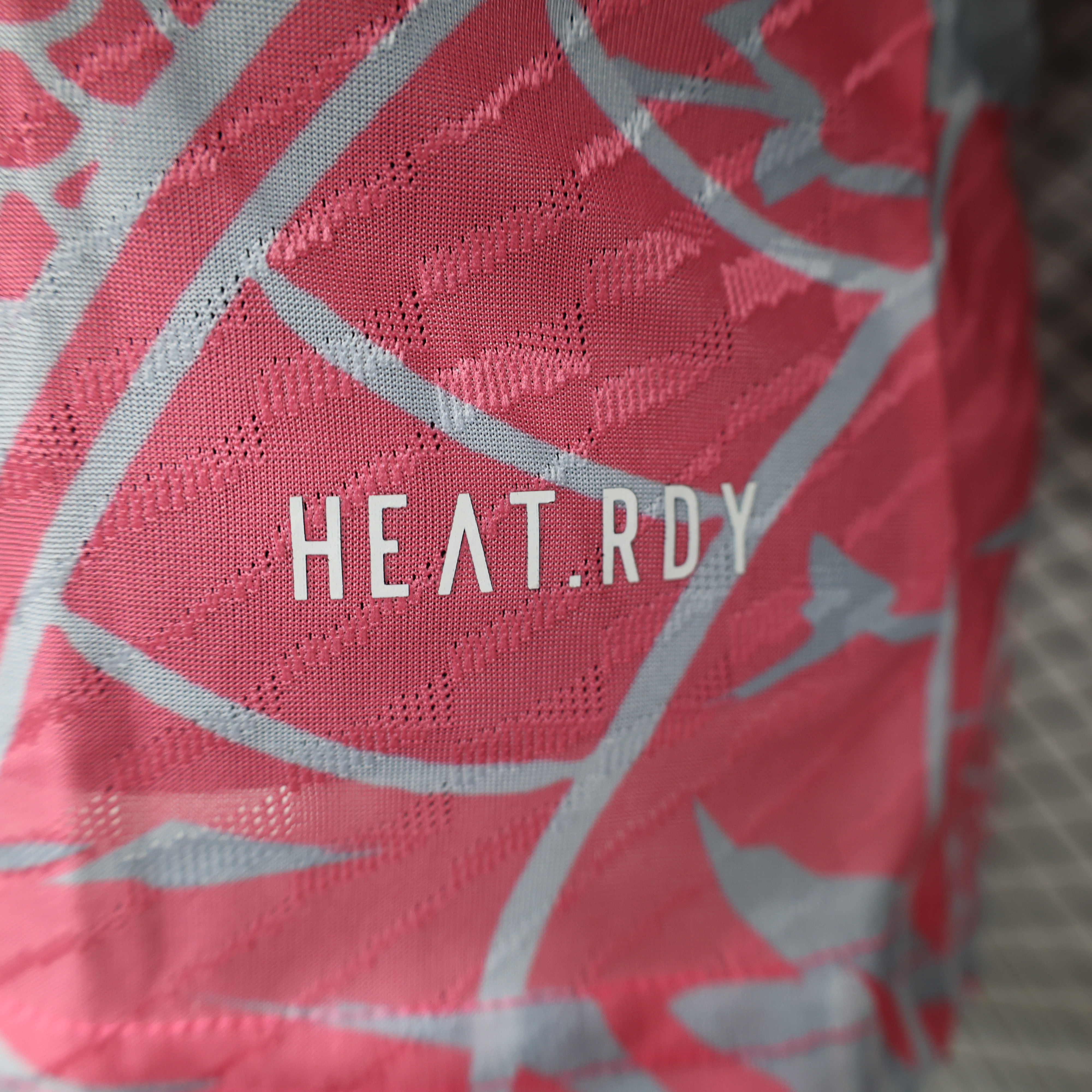 Real Madrid 24-25 Pink Loong Special Edition Jersey - Player Version - SOCCERDEALSHOP