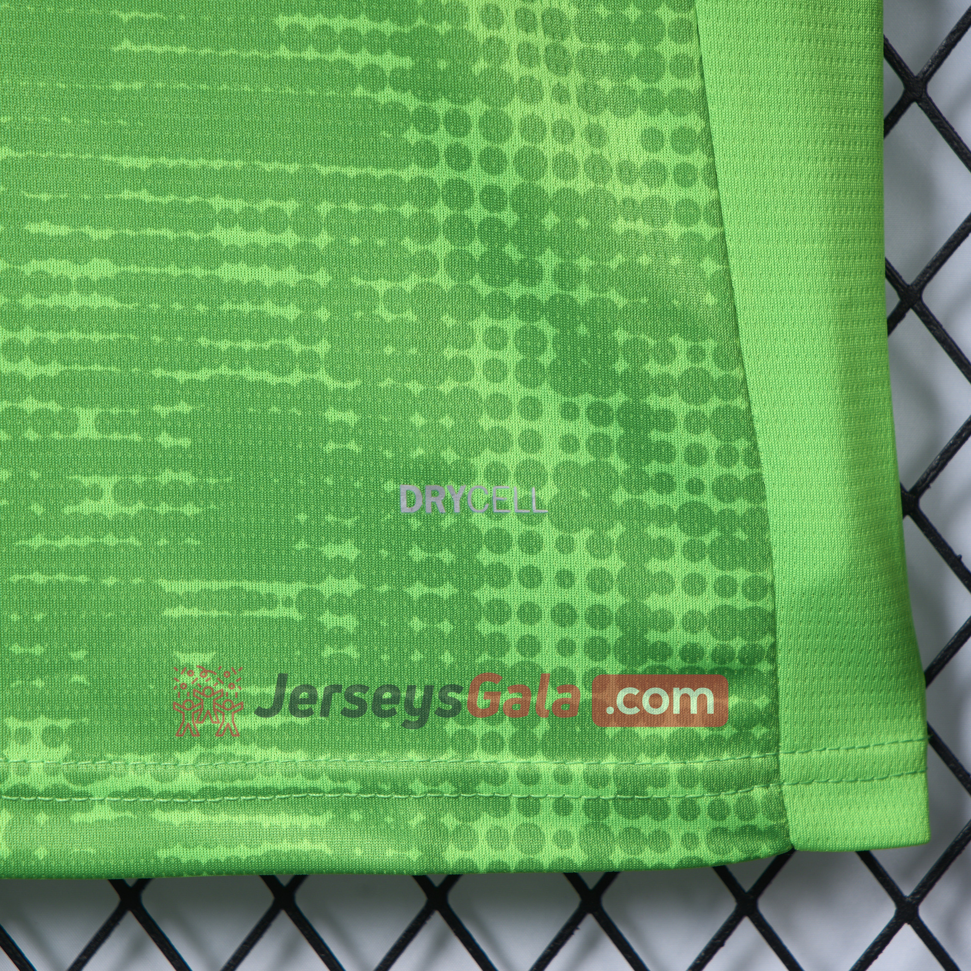 Portugal 2025-26 Green Goalkeeper Jersey - Fans Version - SOCCERDEALSHOP