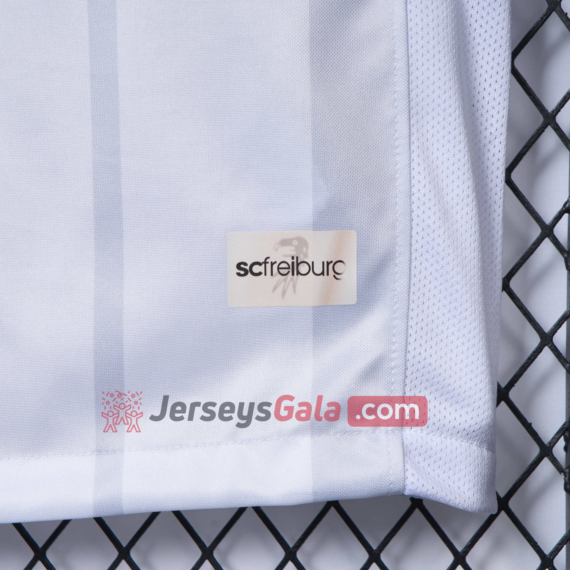 SC Freiburg 24-25 Away Jersey - Fans Version - SOCCERDEALSHOP