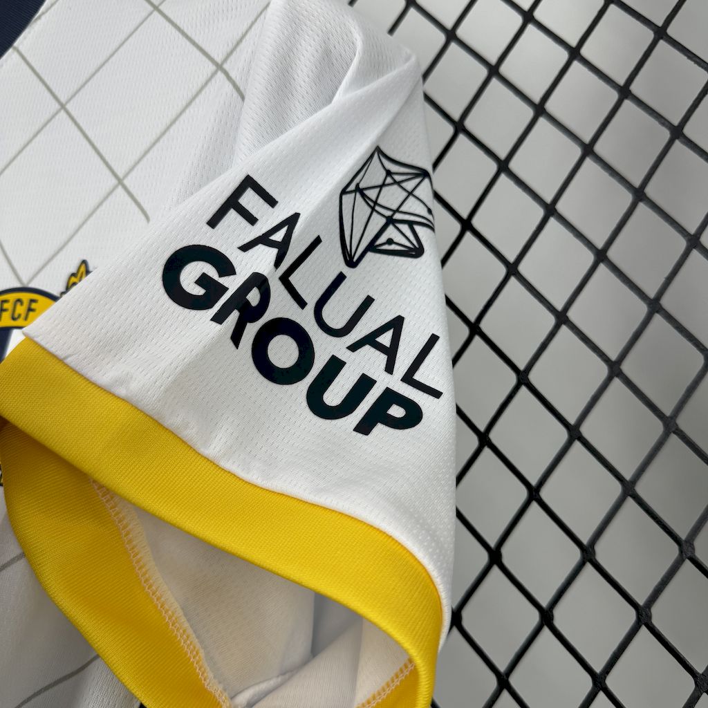 FC Famalicão 24-25 Home Jersey - Fans Version - SOCCERDEALSHOP