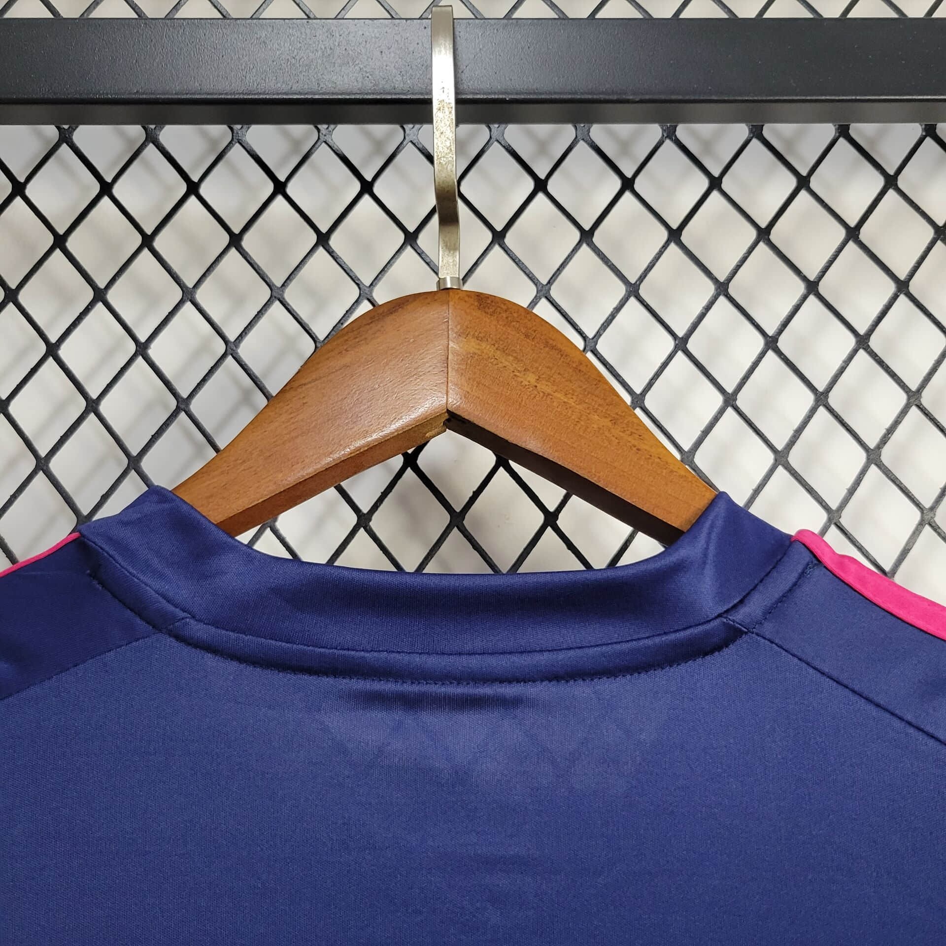 Nottingham Forest 24-25 Away Jersey - Fans Version - SOCCERDEALSHOP