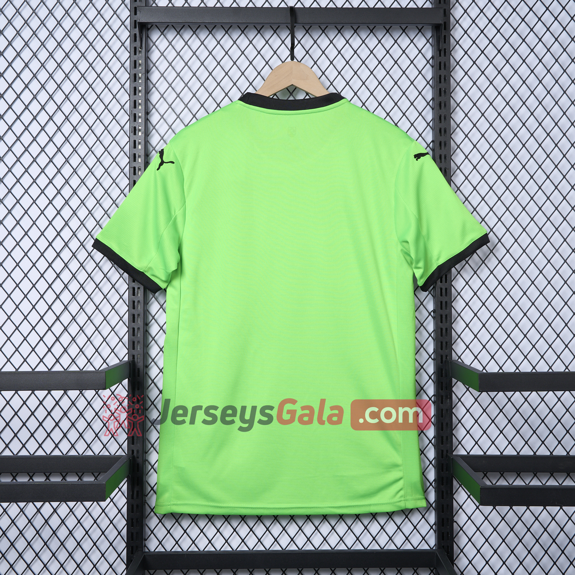 Portugal 2025-26 Green Goalkeeper Jersey - Fans Version - SOCCERDEALSHOP