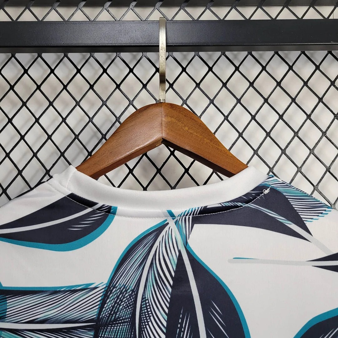 Newcastle United 24-25 Pre-Match Training Jersey - Fans Version - SOCCERDEALSHOP