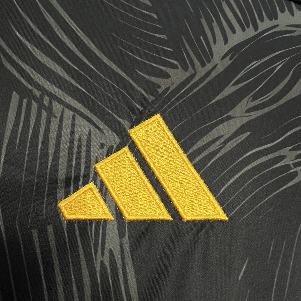 Real Madrid 24-25 Black and Gloden Lion Jersey - Fans Version - SOCCERDEALSHOP