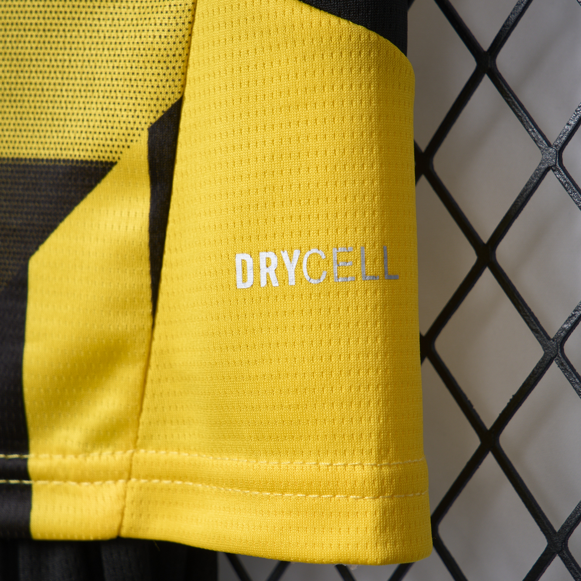 Dortmund 24-25 Cup Edition Kids Kit - SOCCERDEALSHOP