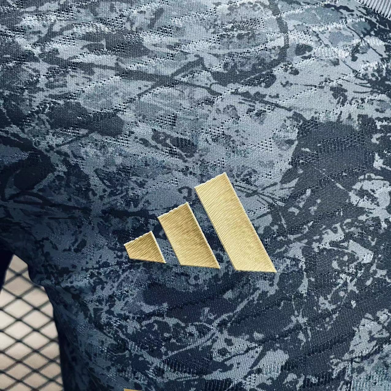 Manchester United 24-25 Blue Special Edition Jersey - Player Version - SOCCERDEALSHOP