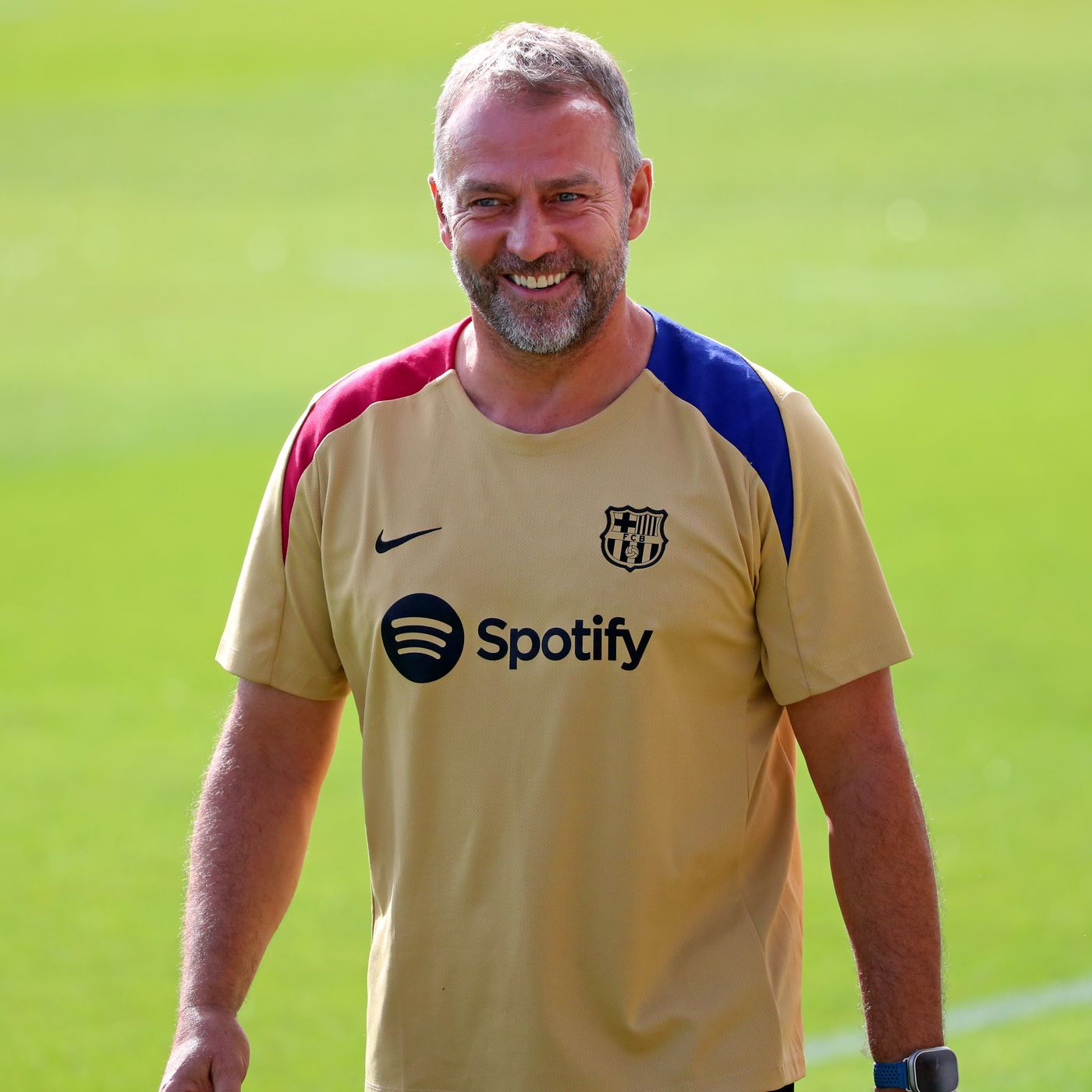 B.A.R.S.A 24-25 Short-Sleeve Training Set - Khaki Top & Black Shorts - SOCCERDEALSHOP