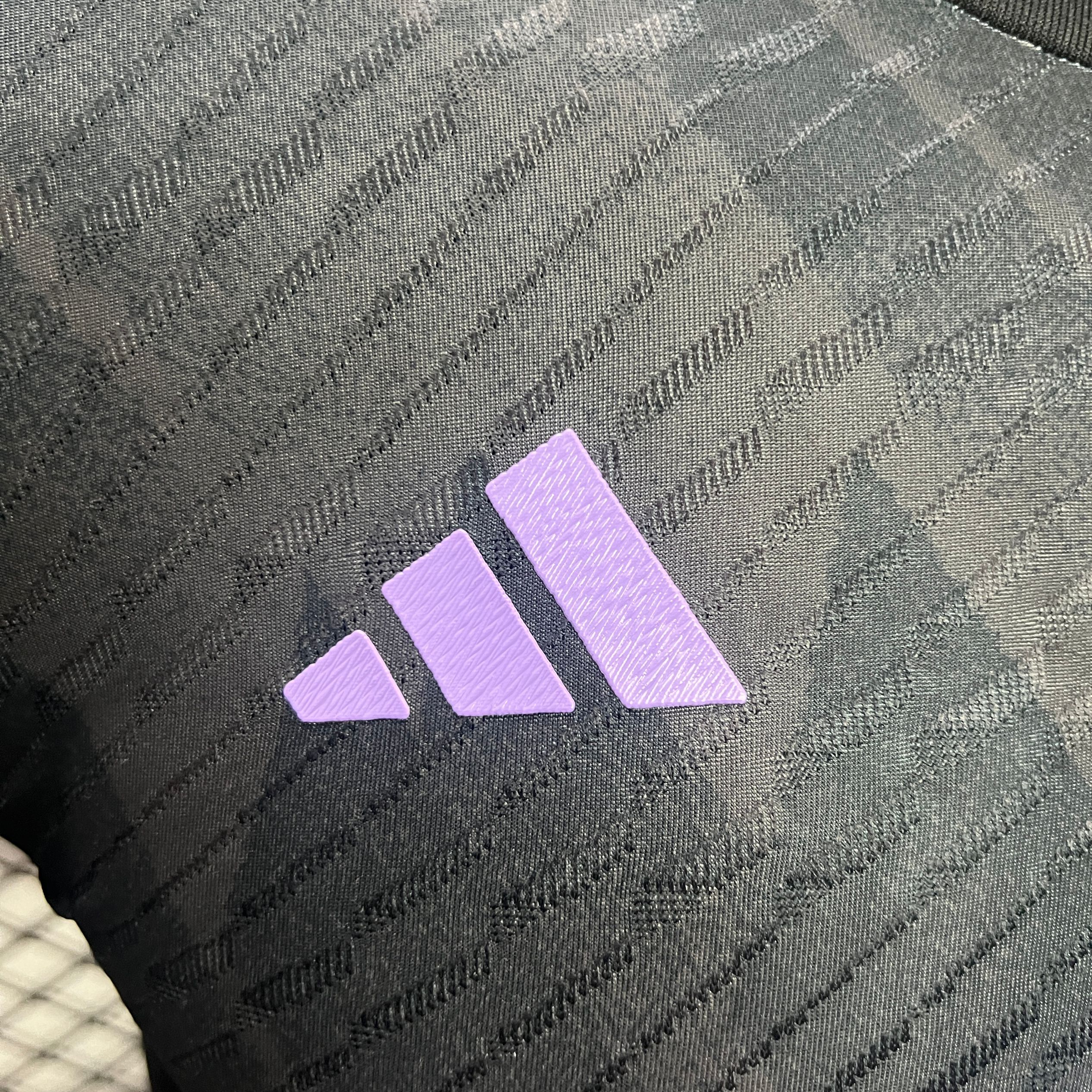 Real Madrid 24-25 Black Special Edition Jersey - Player Version - SOCCERDEALSHOP