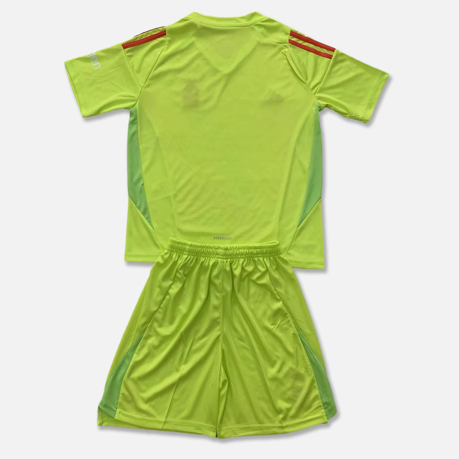 Nottingham Forest 24-25 Green Goalkeeper Kids Kit - SOCCERDEALSHOP