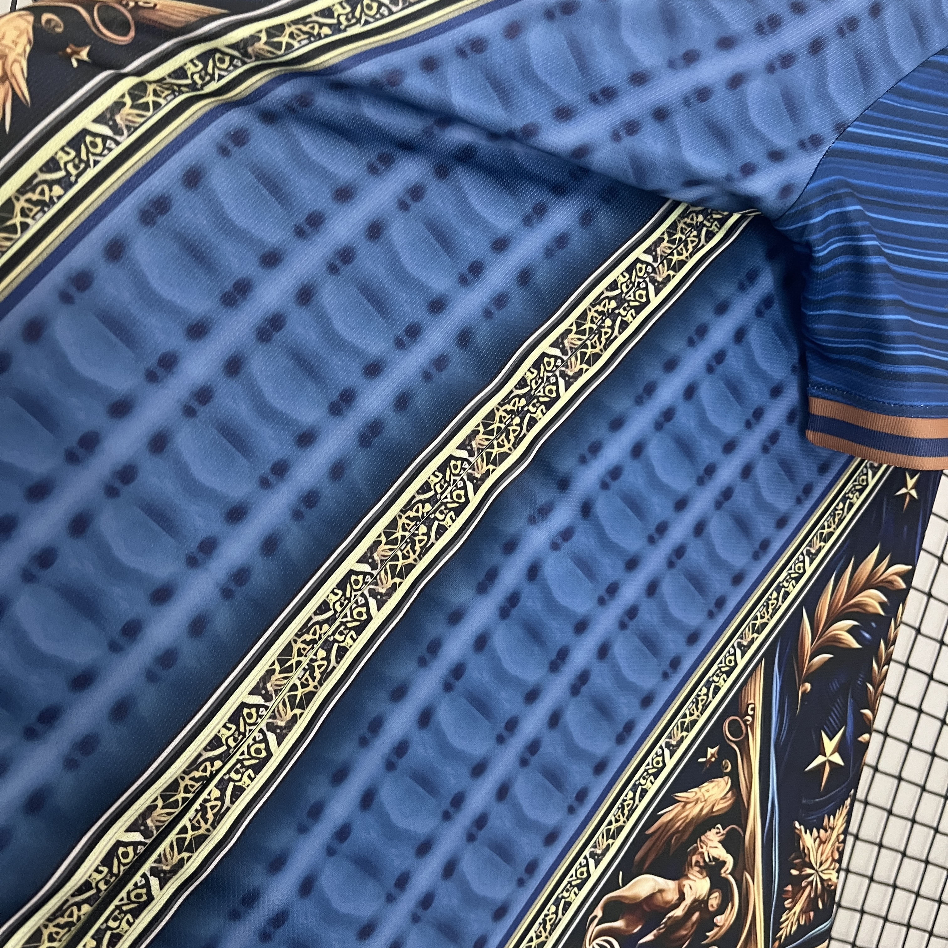 Italy 2024 Blue Mural Special Edition Jersey - Fans Version - SOCCERDEALSHOP