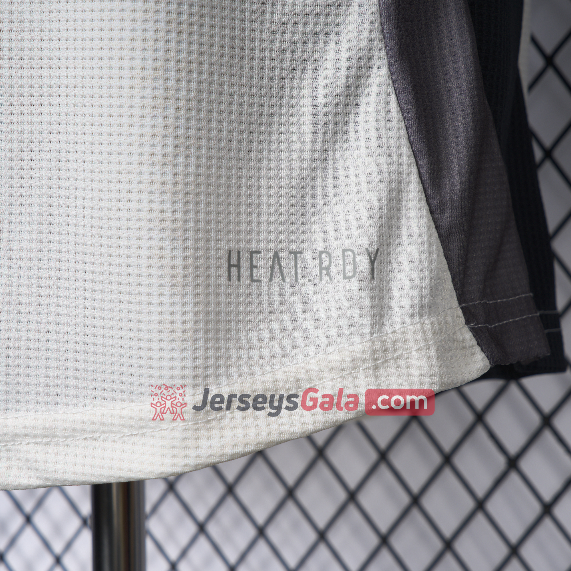 Real Madrid 24-25 White Training Jersey - Player Version - SOCCERDEALSHOP