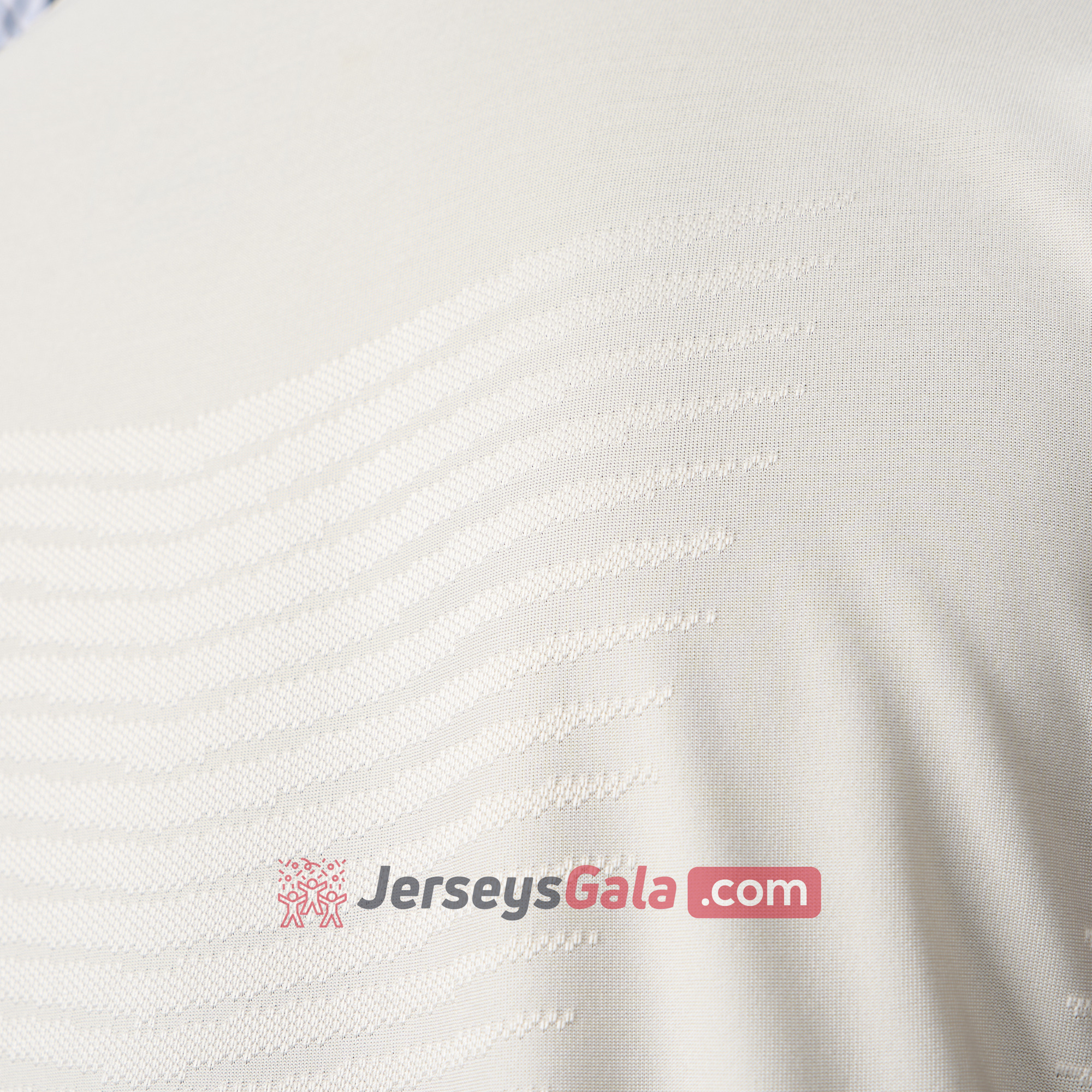 Bayern Munich 24-25 Apricot & Red Training Jersey - Player Version - SOCCERDEALSHOP