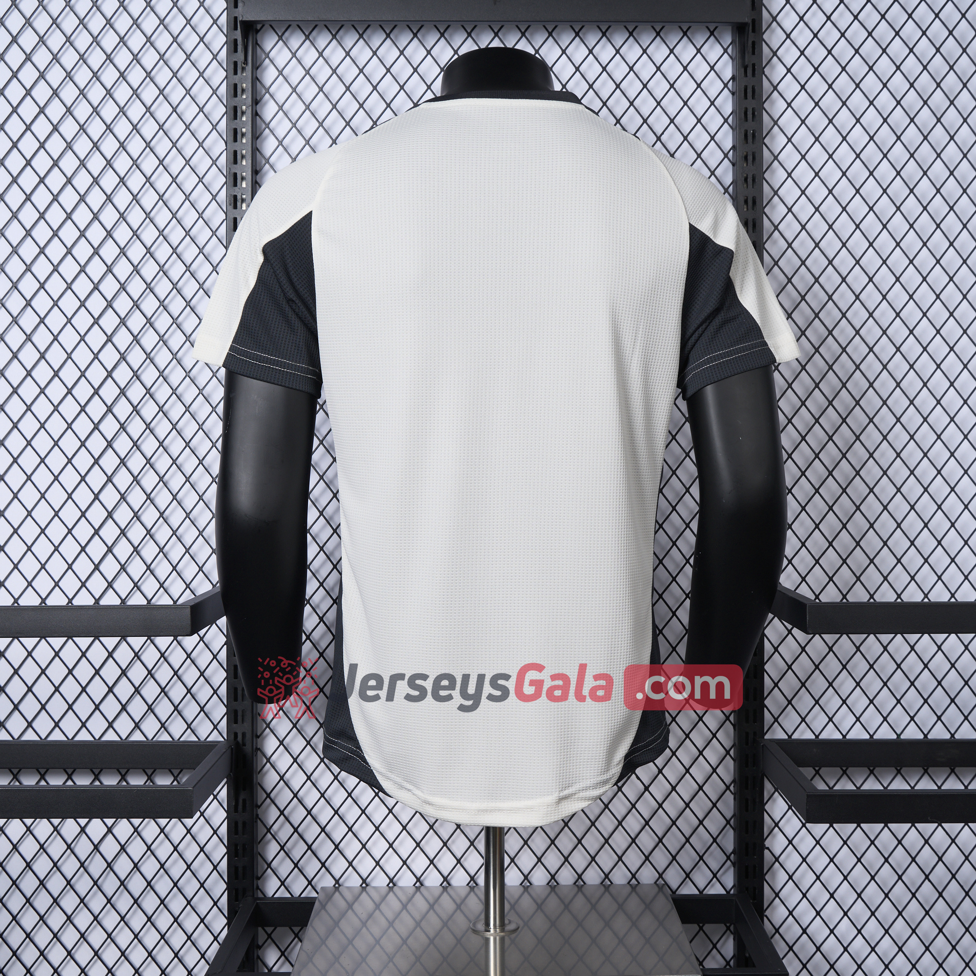 Real Madrid 24-25 White Training Jersey - Player Version - SOCCERDEALSHOP