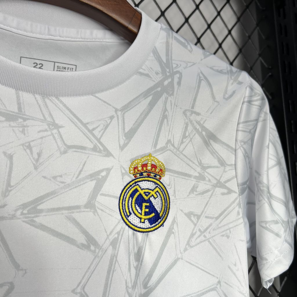 Real Madrid 24-25 Pre-Match Training Kids Kit - SOCCERDEALSHOP