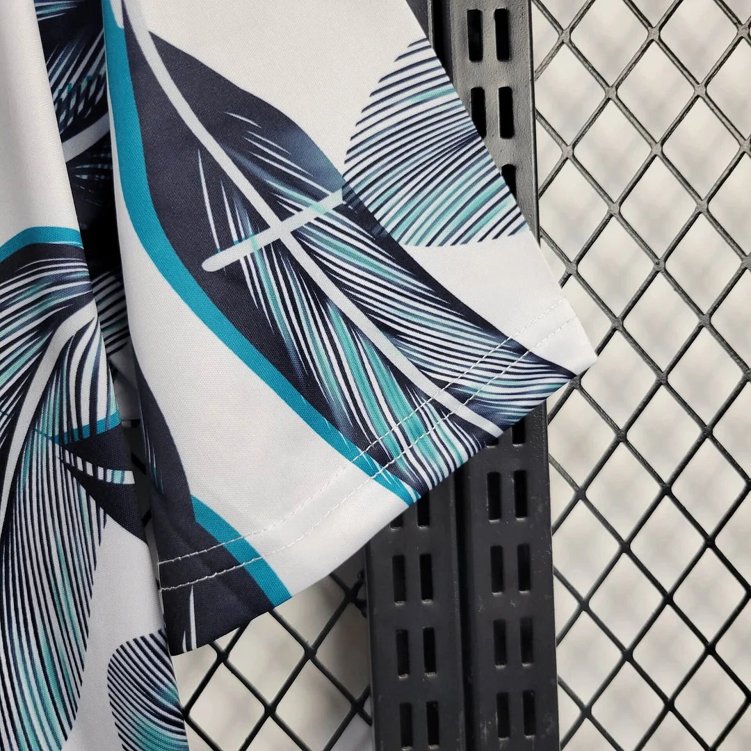 Newcastle United 24-25 Pre-Match Training Jersey - Fans Version - SOCCERDEALSHOP