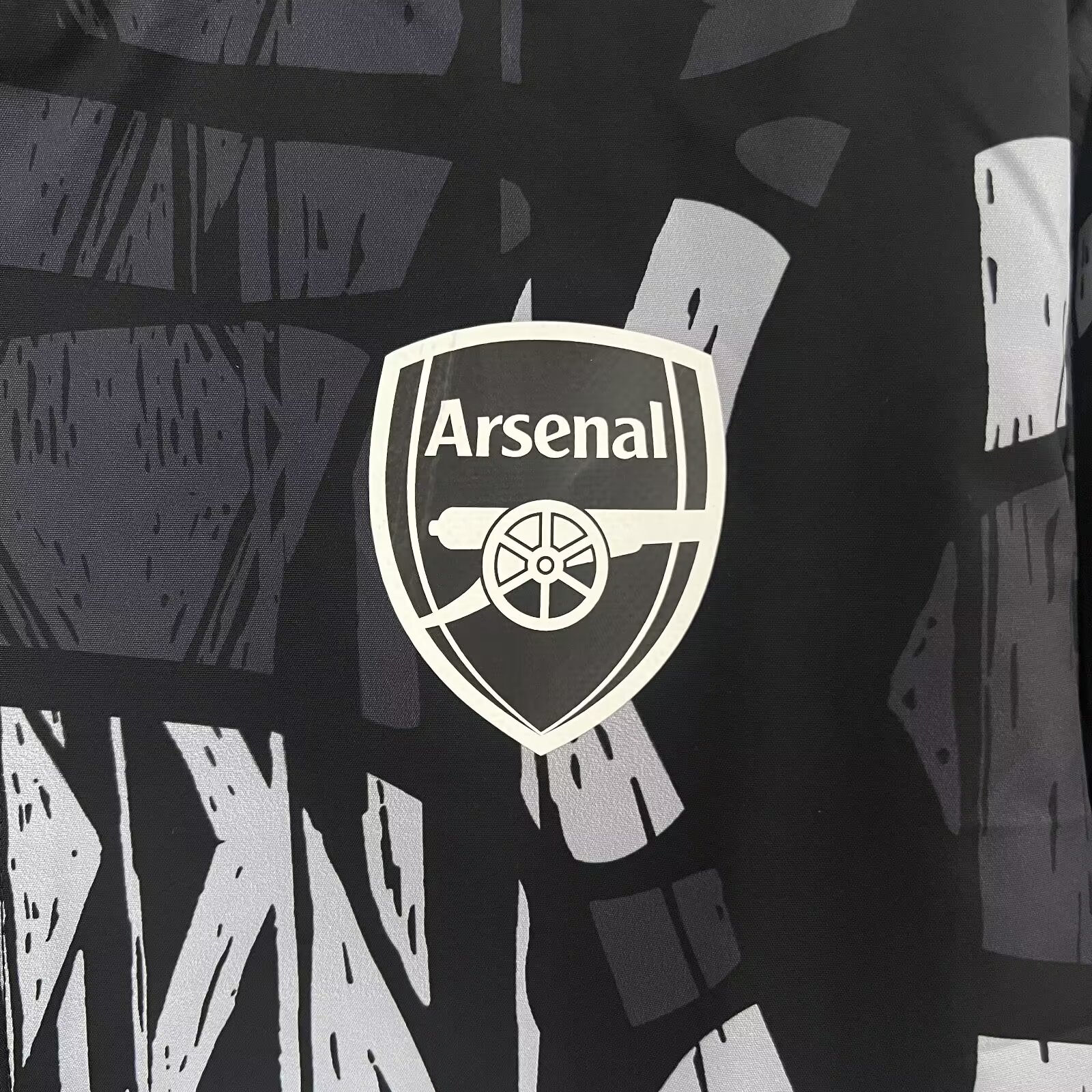 Arsenal 24-25 Black Windbreaker Jacket - SOCCERDEALSHOP