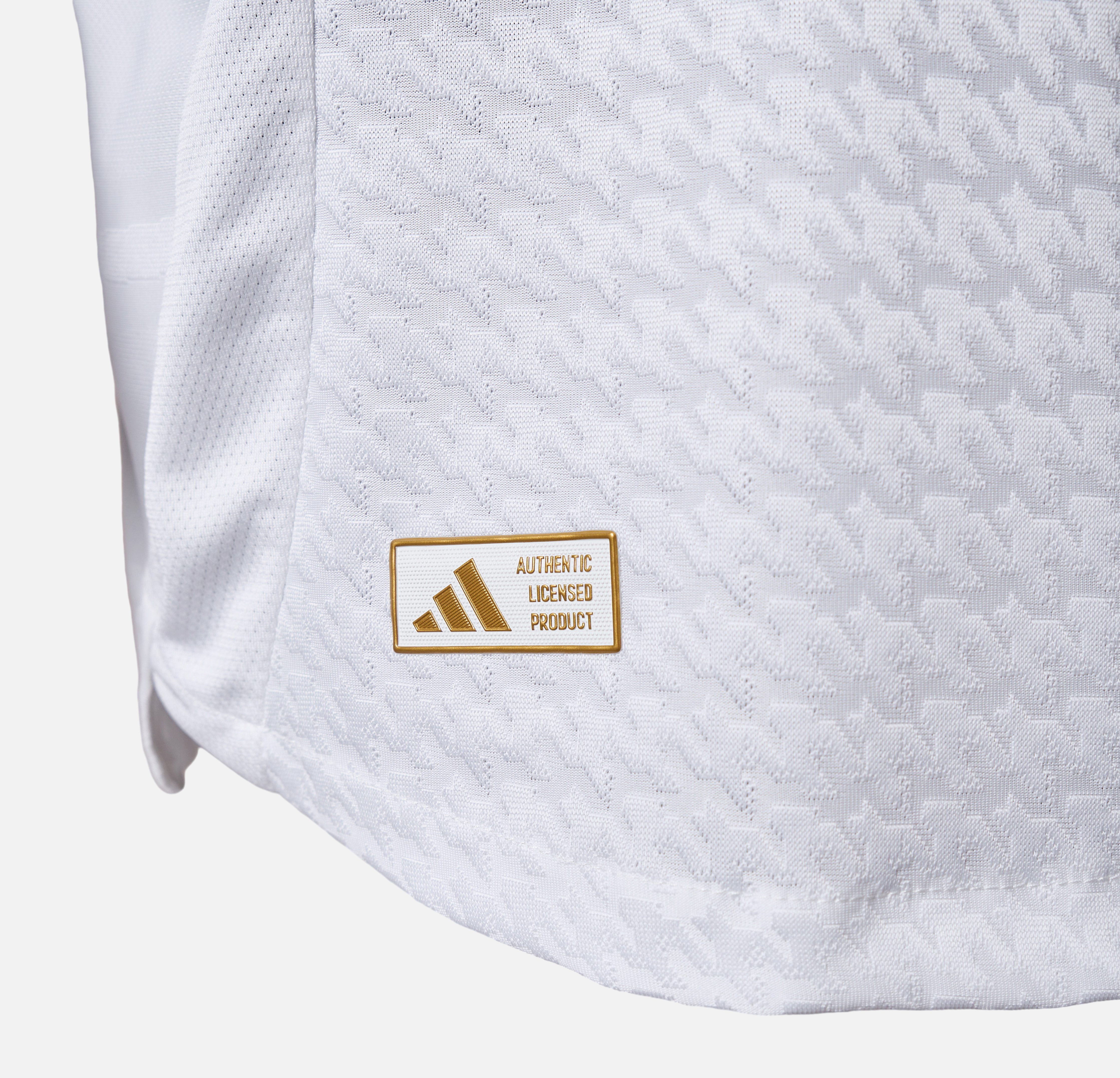 UEFA SUPER CUP - Real Madrid 24-25 Home Stadium Jersey - Player Version - SOCCERDEALSHOP