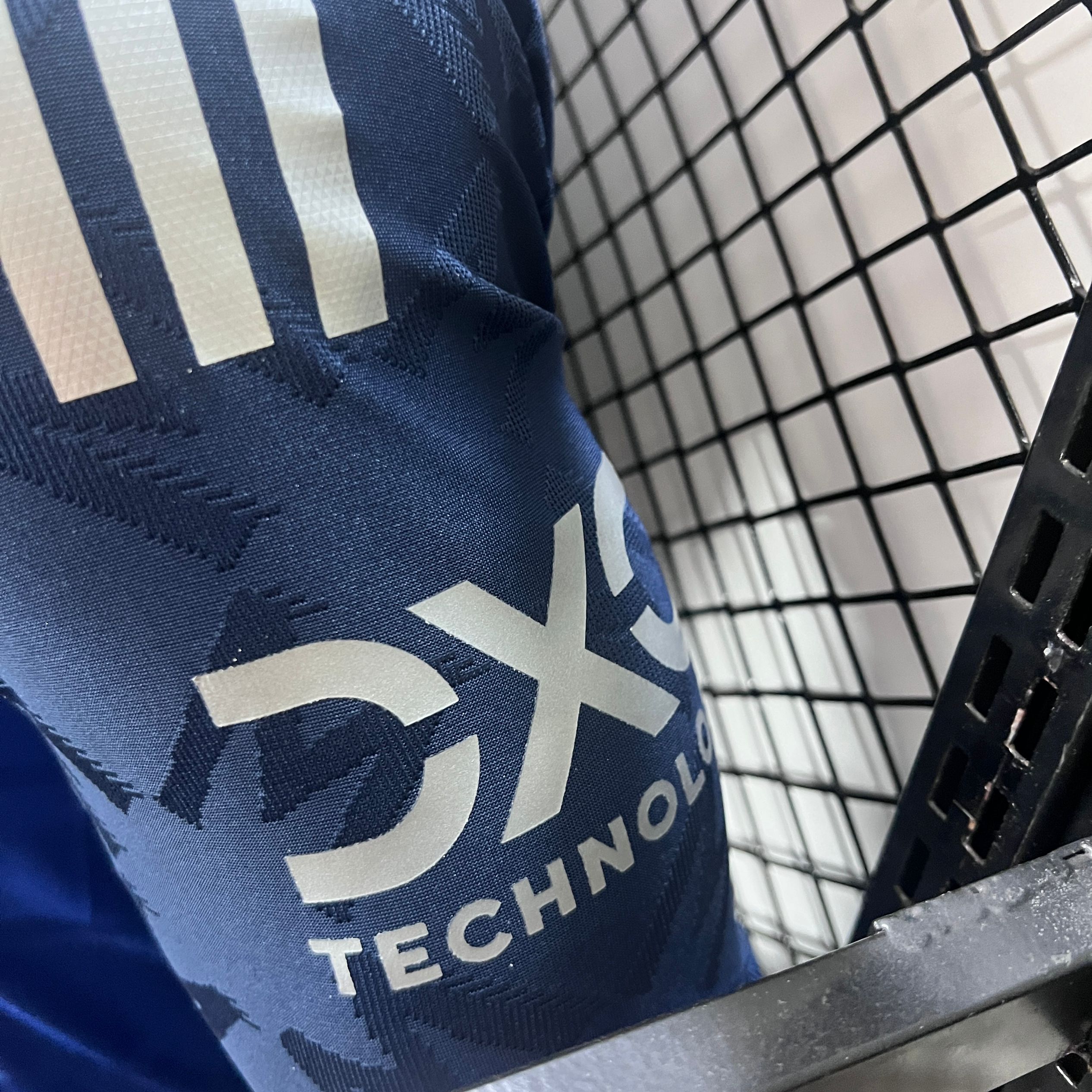 Manchester United 24-25 Away Long Sleeve Jersey - Player Version - SOCCERDEALSHOP