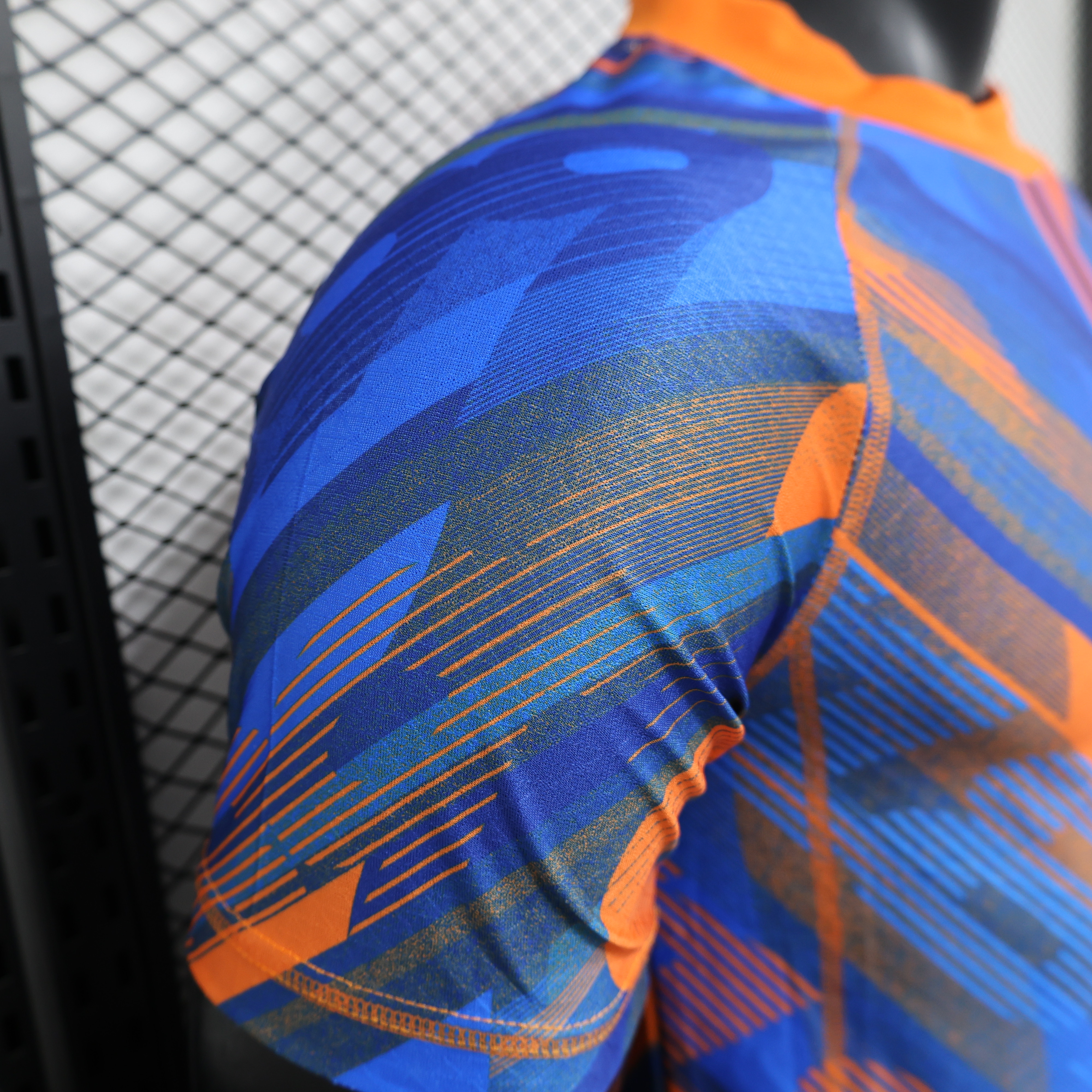 Marseille 24-25 Retro Statement Jersey - Player Version - SOCCERDEALSHOP