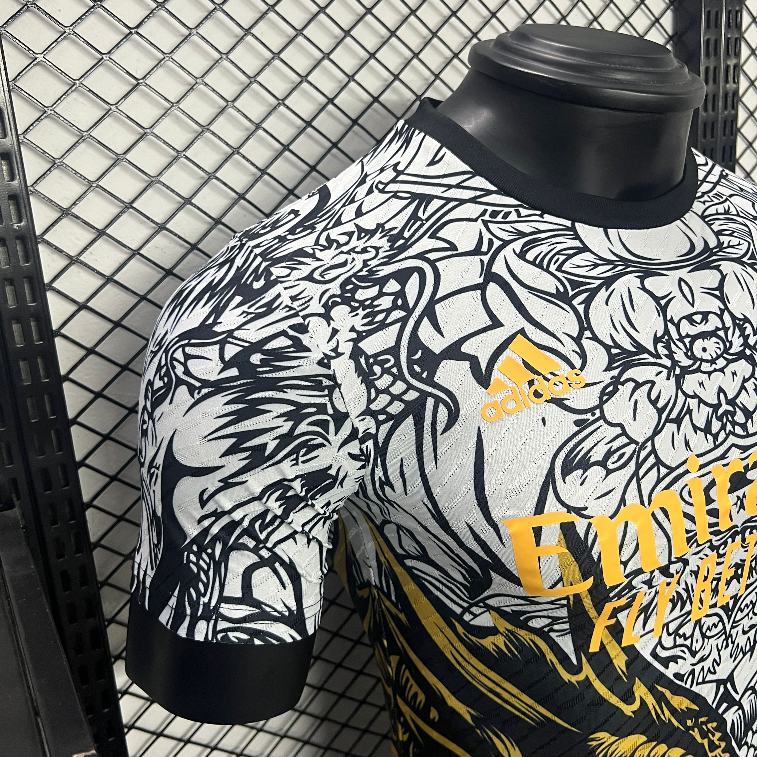 Real Madrid 24-25 Yellow Dragon Special Edition White Jersey - Player Version - SOCCERDEALSHOP