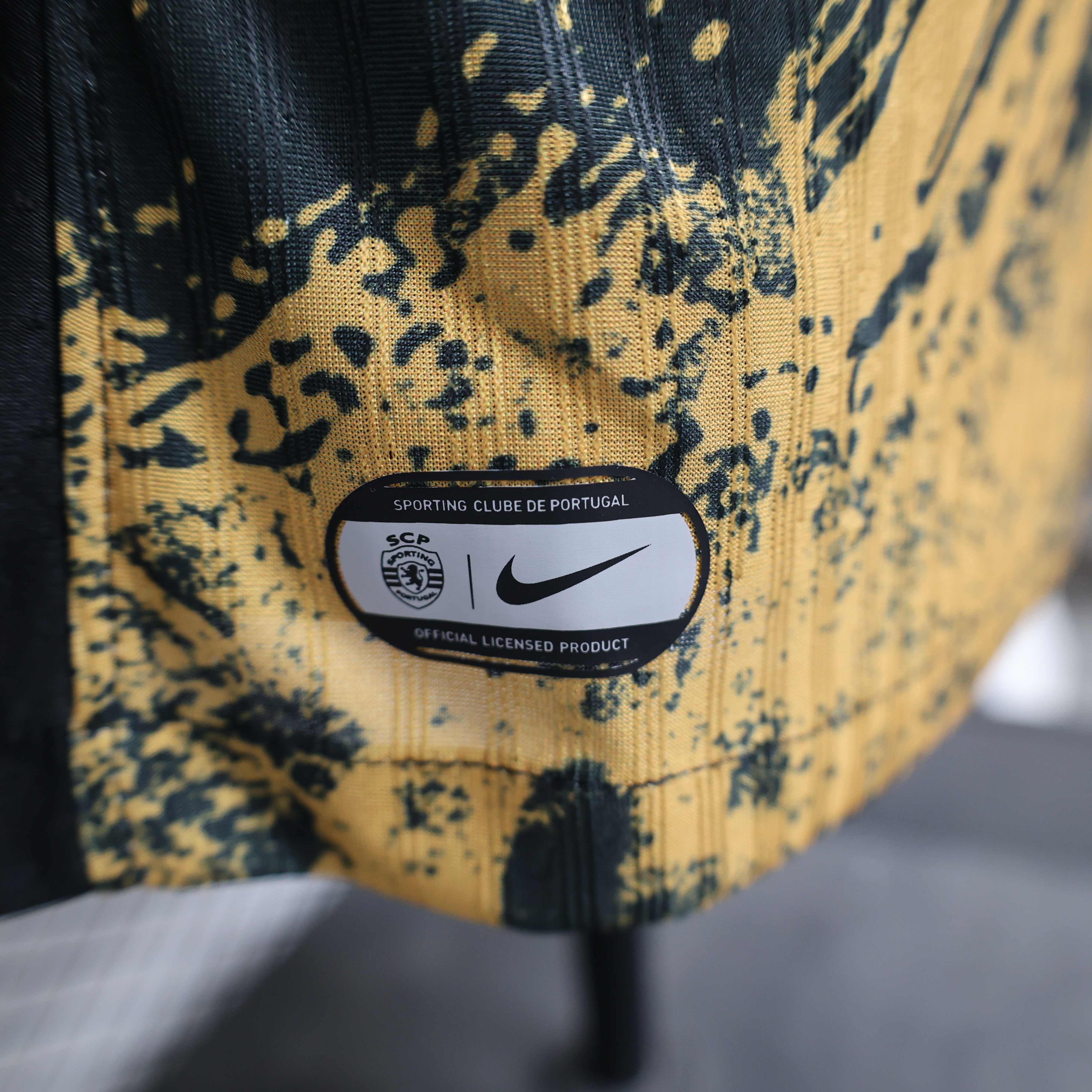 Sporting CP Portugal 24-25 Fourth Jersey - Player Version - SOCCERDEALSHOP