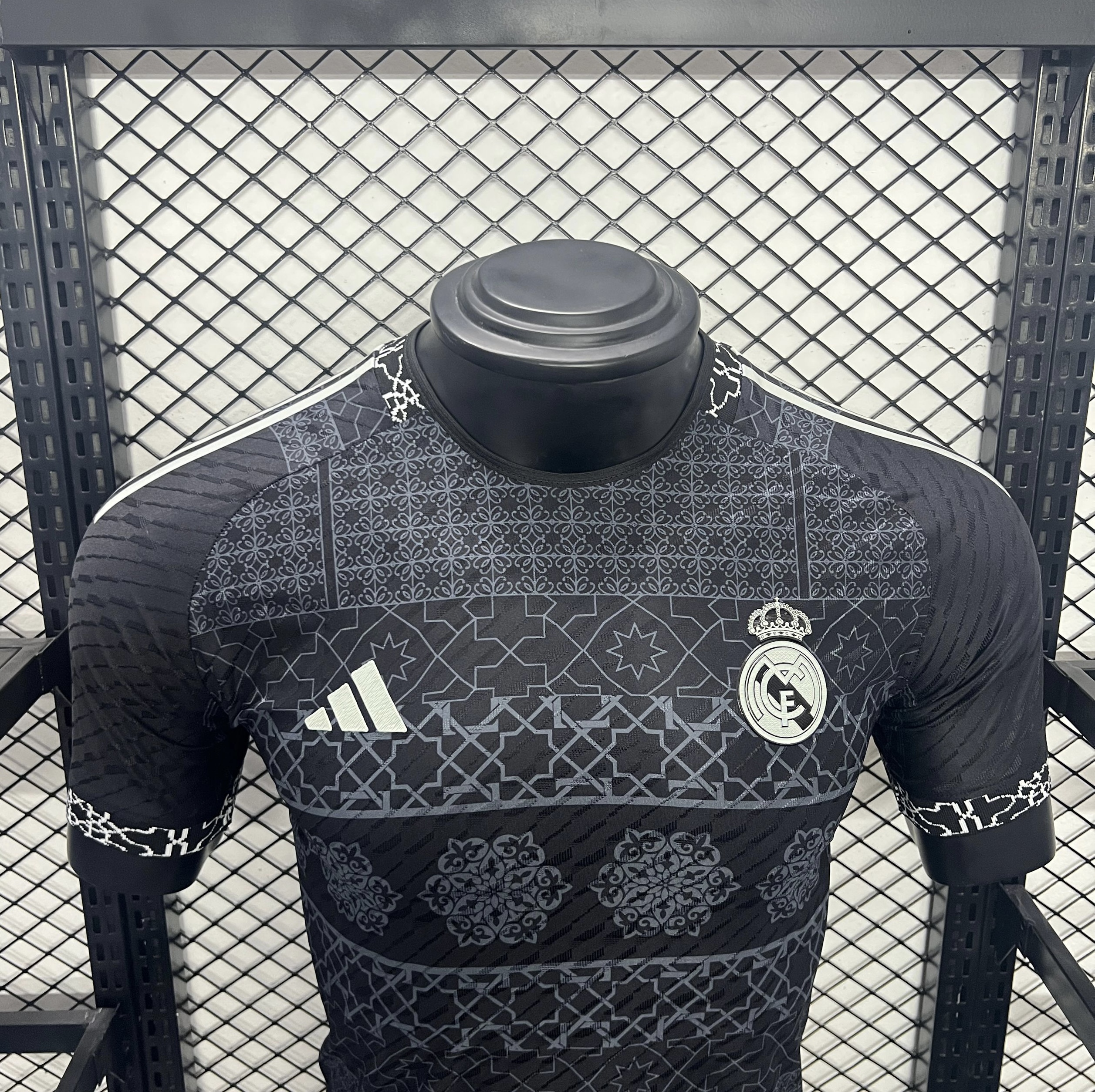 Real Madrid 24-25 Black architecture Special Edition Jersey - Player Version - SOCCERDEALSHOP