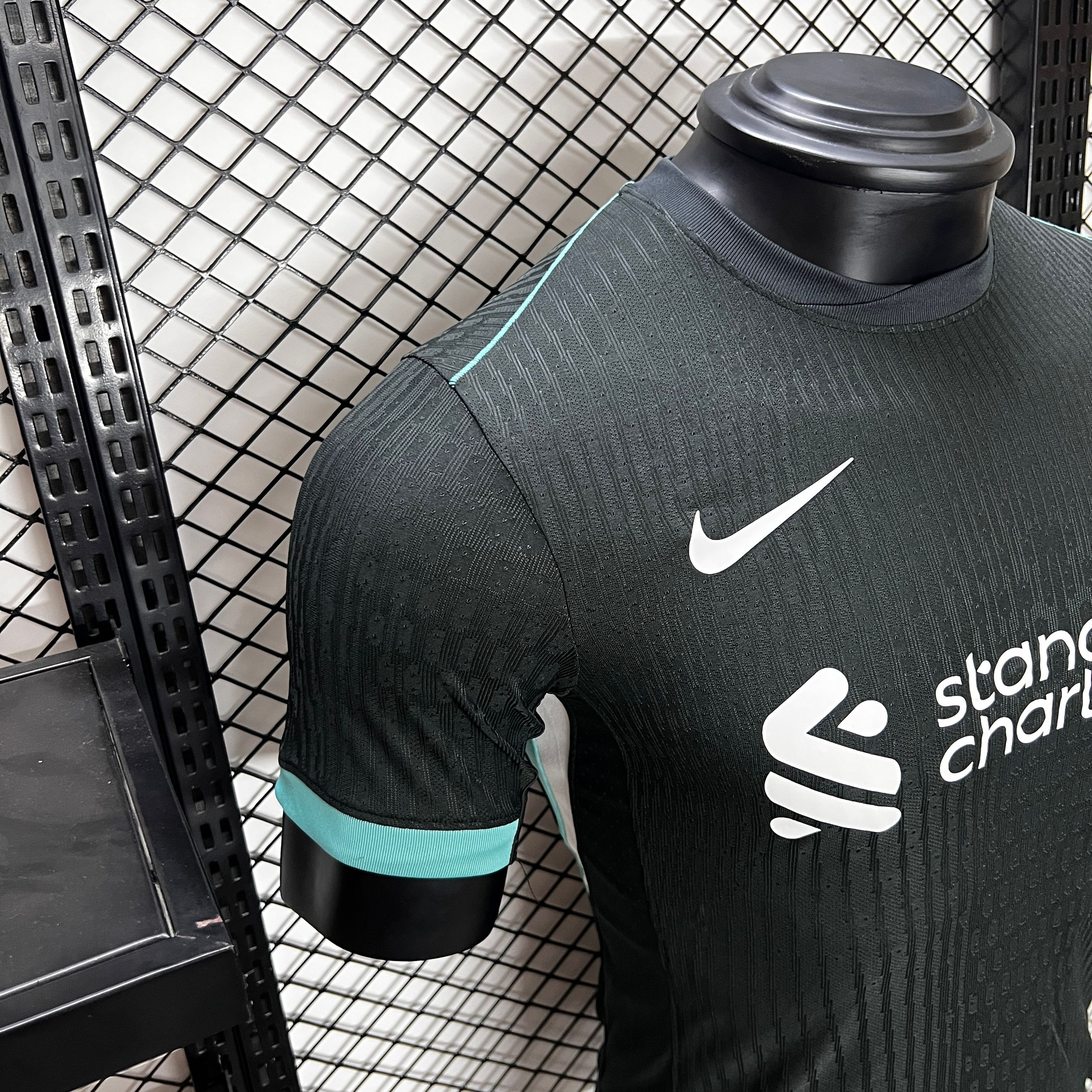 Liver.pool 24-25 Away Jersey - Player Version - SOCCERDEALSHOP