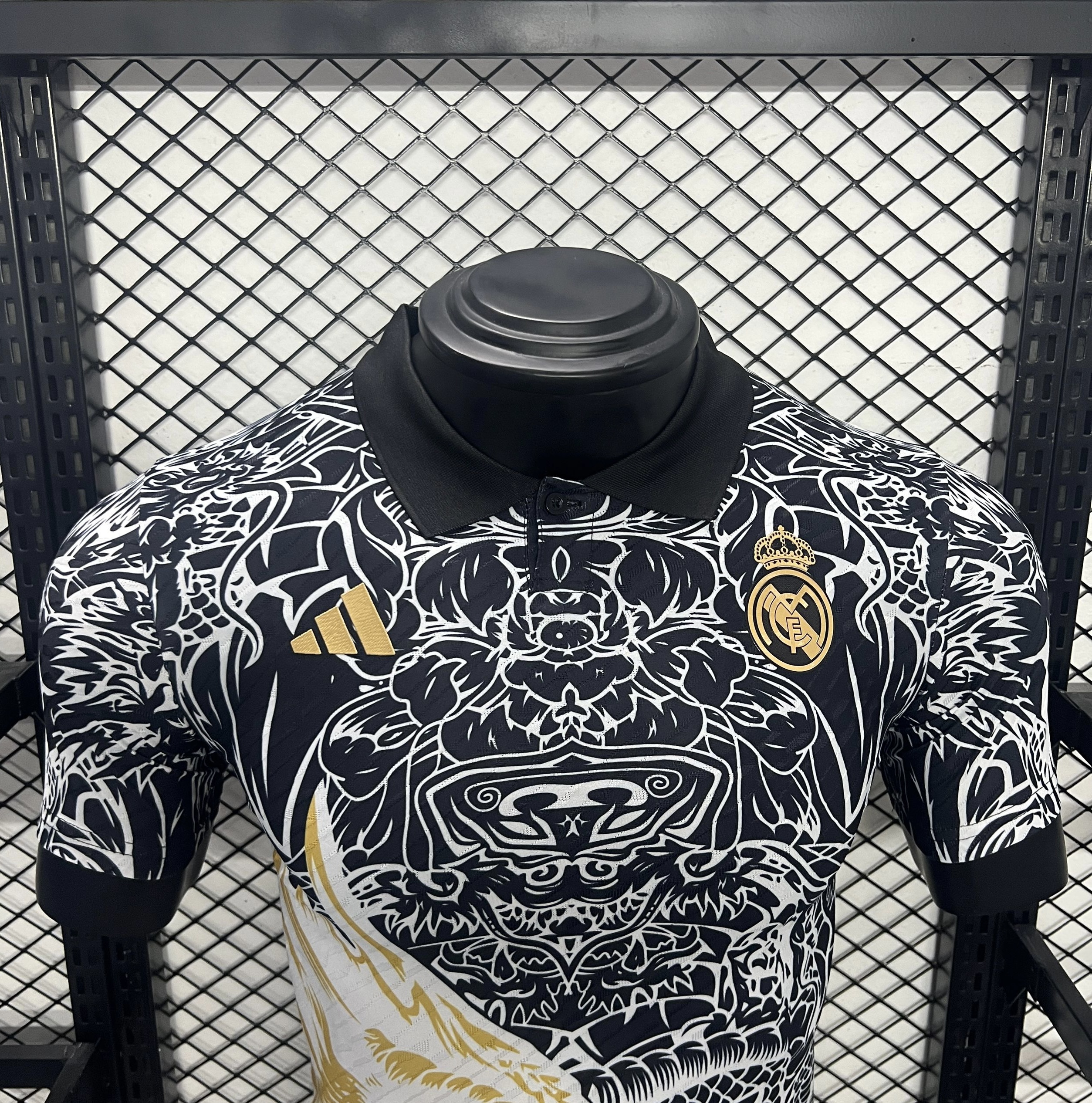 Real Madrid 24-25 White Dragon Special Edition Black Jersey - Player Version - SOCCERDEALSHOP