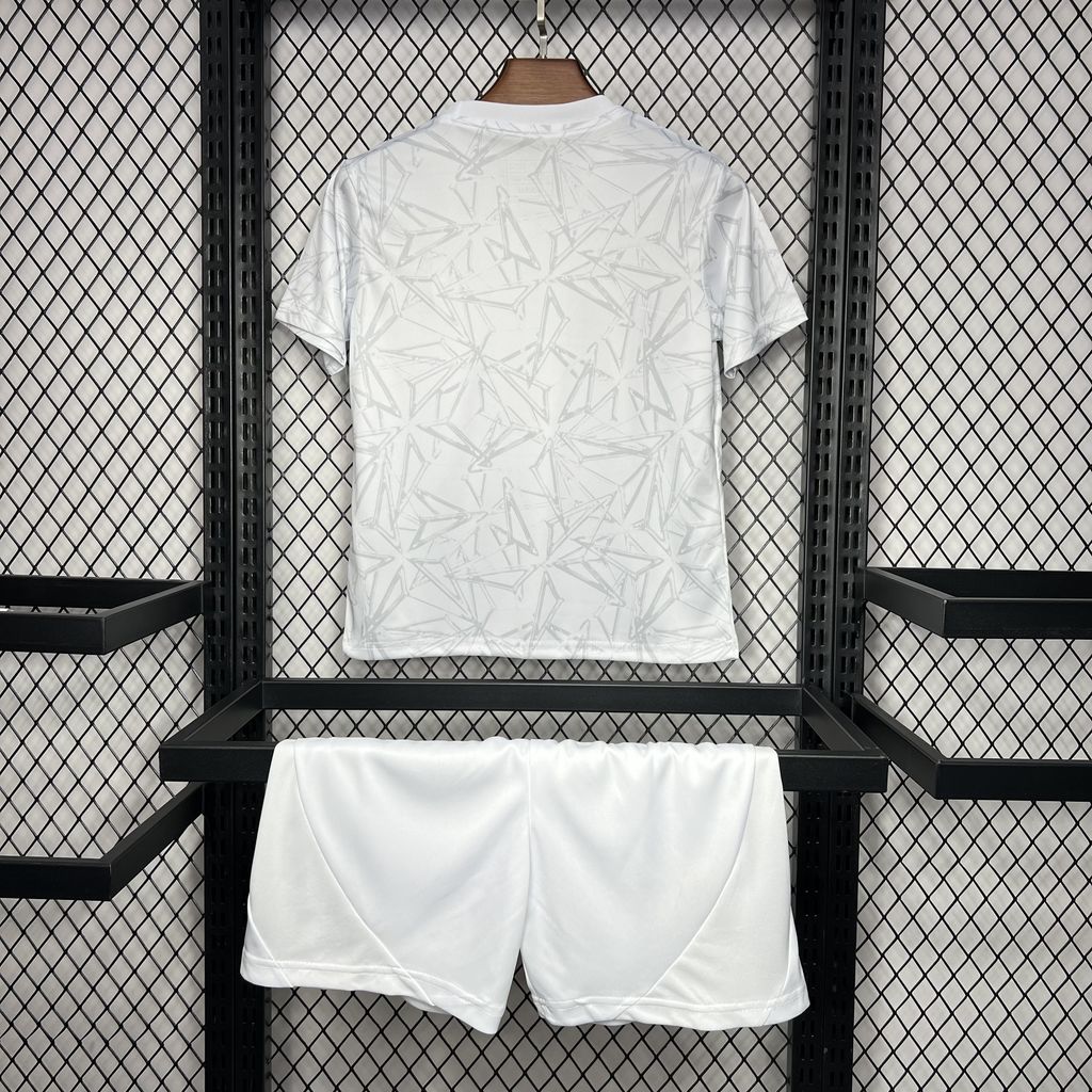 Real Madrid 24-25 Pre-Match Training Kids Kit - SOCCERDEALSHOP