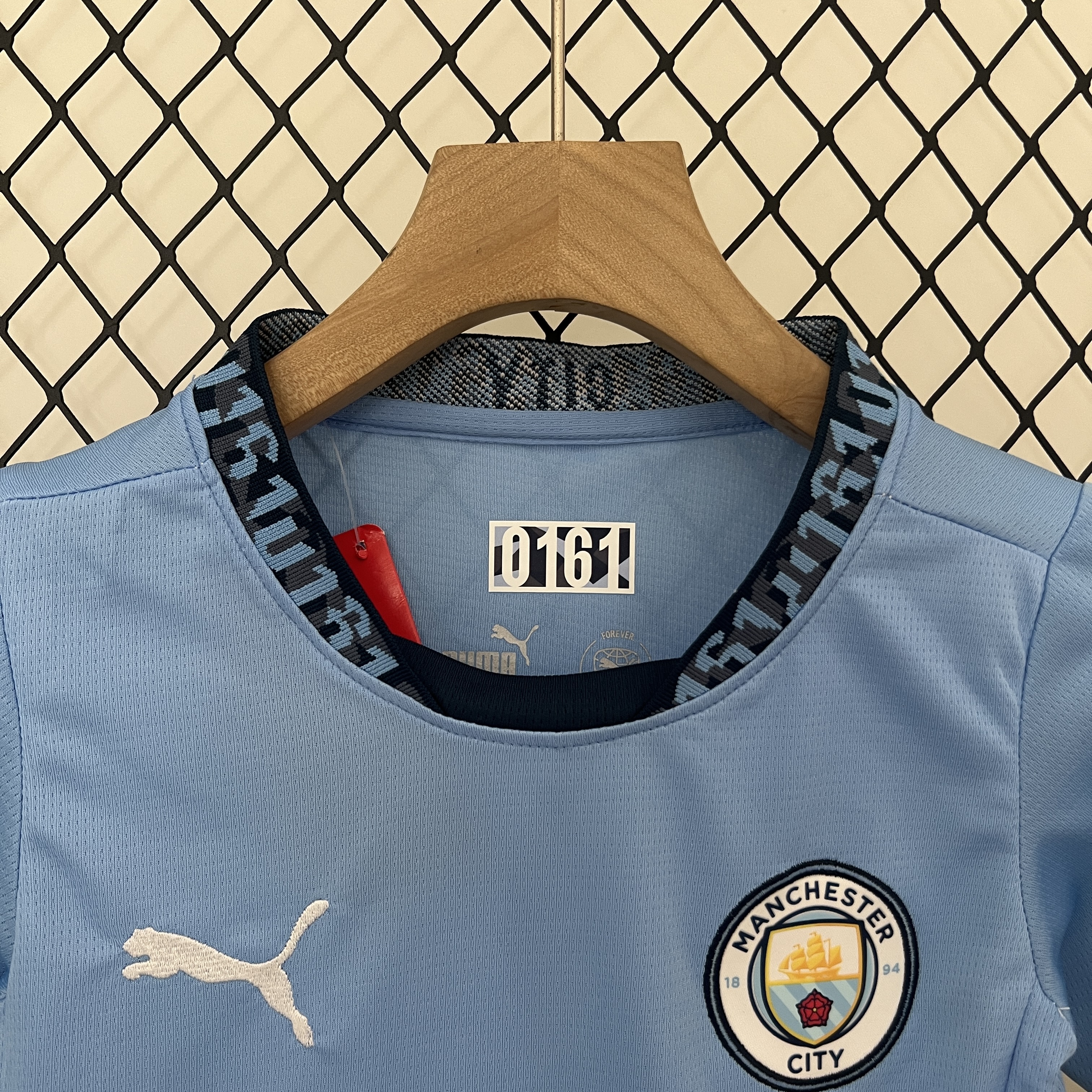 Manchester City 24-25 Home Stadium Kids Kit - SOCCERDEALSHOP
