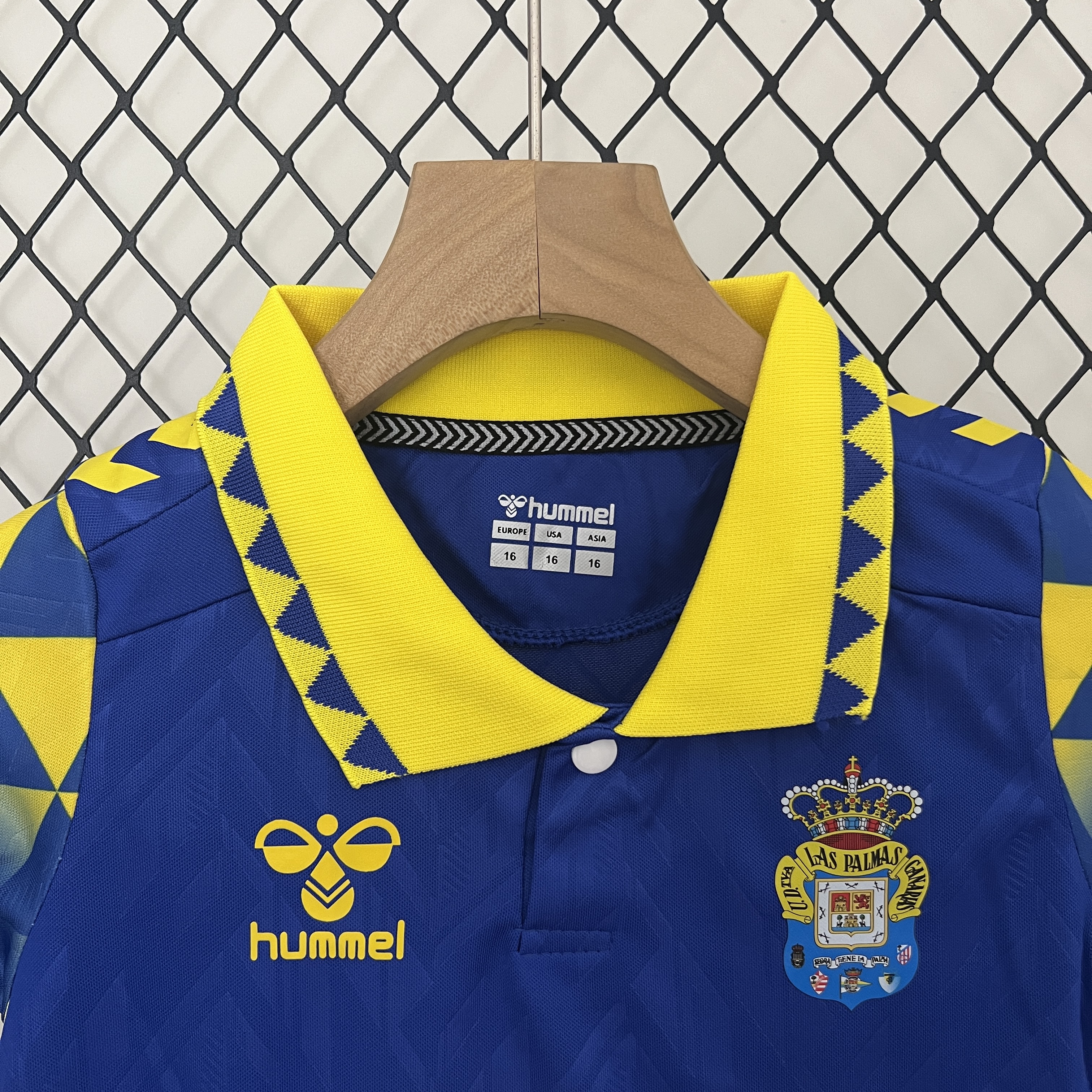 Las Palmas 24-25 Away Kids Kit - SOCCERDEALSHOP